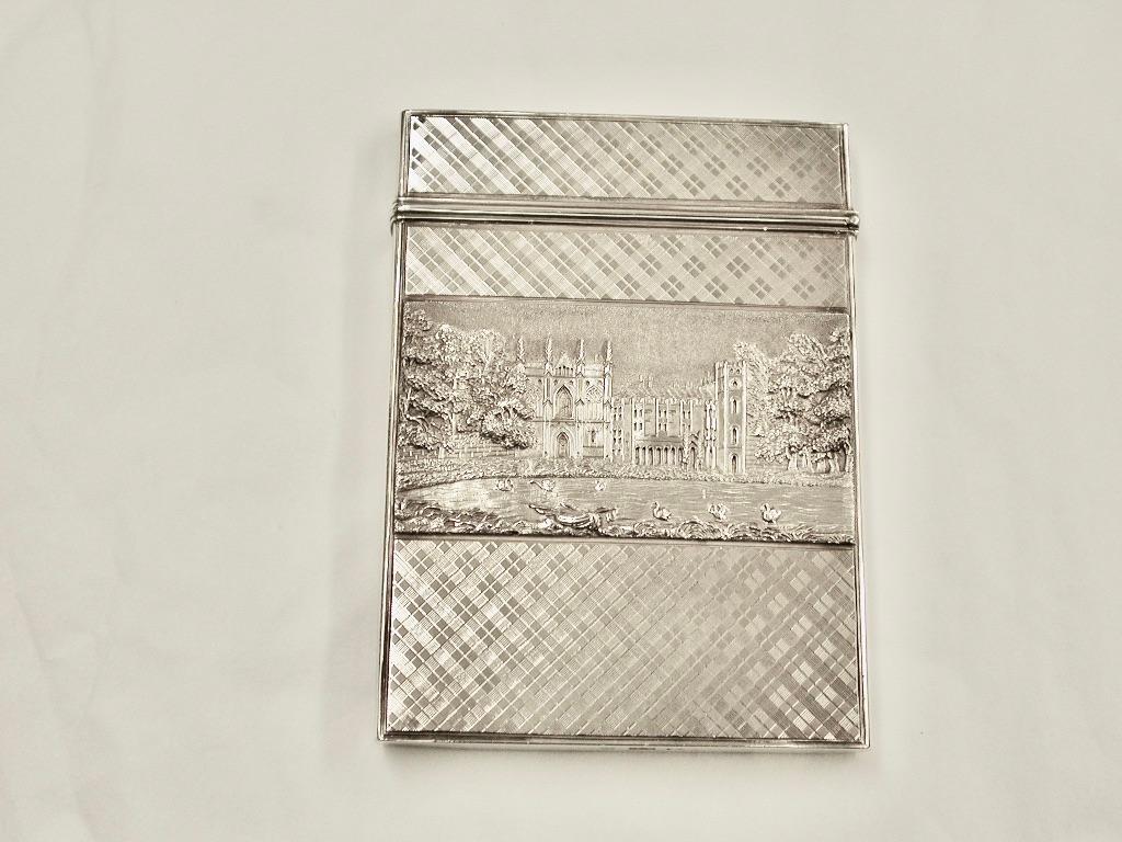William 1V Castle Top Card Case,Abbotsford & Newstead Abbey,Nat Mills,1836
Fine two scene silver card case in original fitted leather and velvet lined case.
Made by the best maker of castle top card cases Nathaniel Mills of Birmingham.
Both the