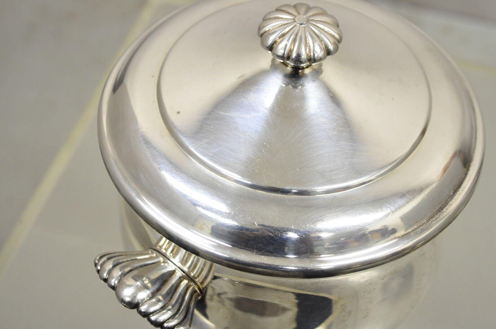 20th Century WM Rogers & Son Paul Revere 3027 Silver Plate Lidded Ice Bucket with Glass Liner For Sale