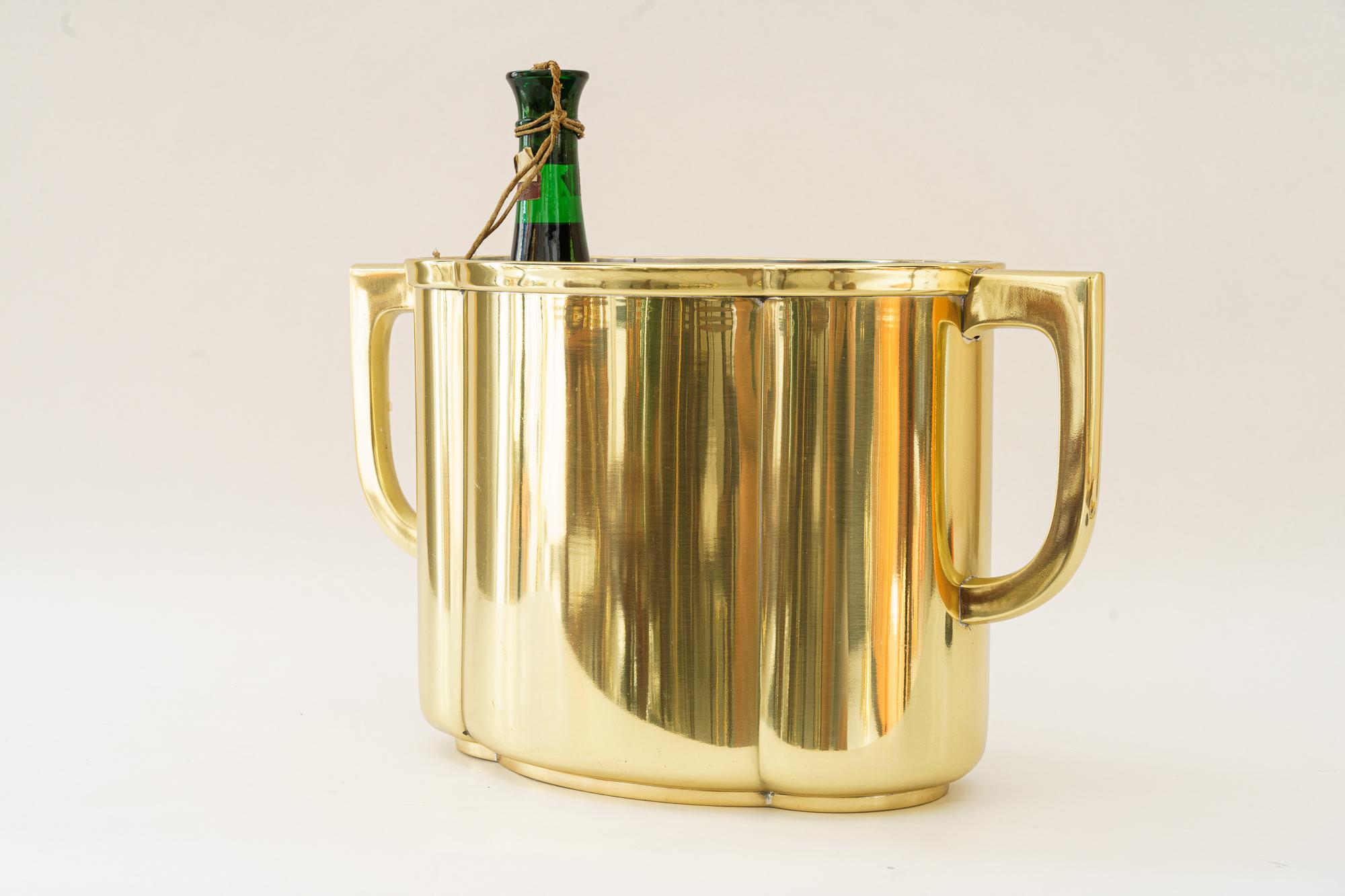 WMF Art Deco Champagne Cooler, for 3 bottles Vienna Around 1920s ( marked ) In Good Condition In Wien, AT