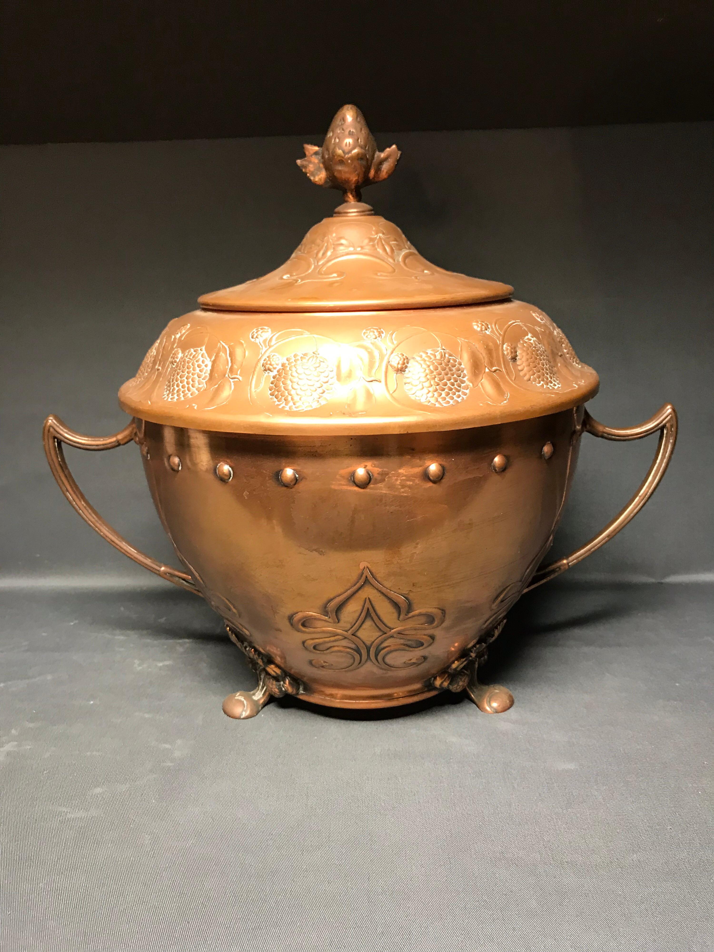 WMF Art Nouveau Bowel Vase Copper Rare High Quality In Good Condition In Berlin, DE