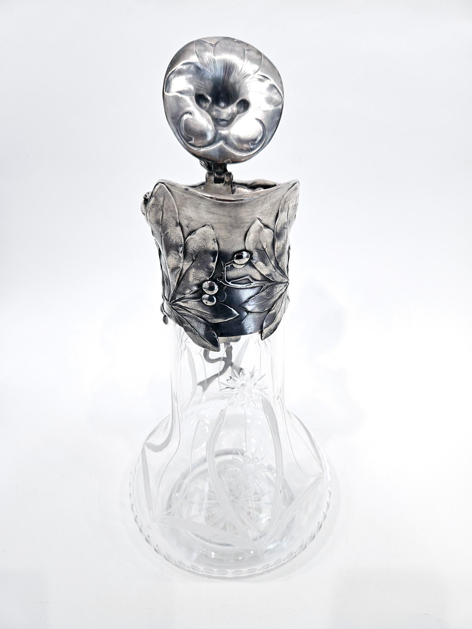 Carafe à vin Art Nouveau WMF avec poignée sirène, Allemagne, vers 1901 en vente 11