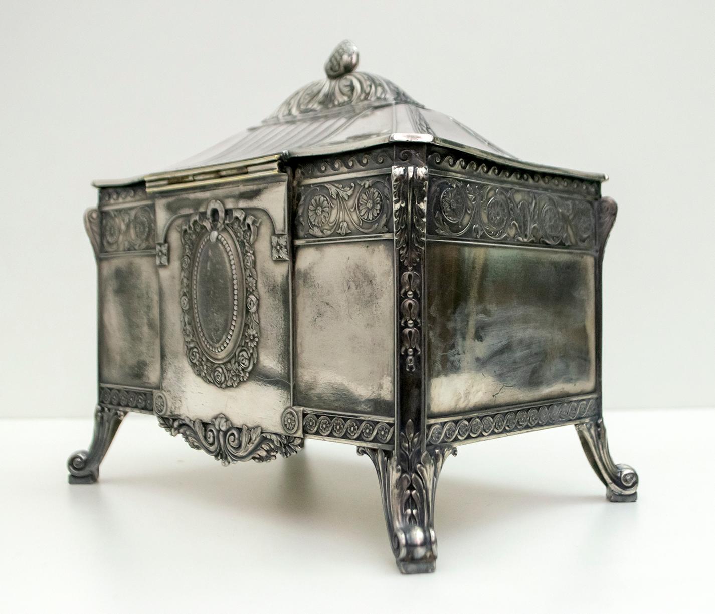WMF Art Nouveau Germany Silver Plate Jewelery Box, 1900s For Sale 2
