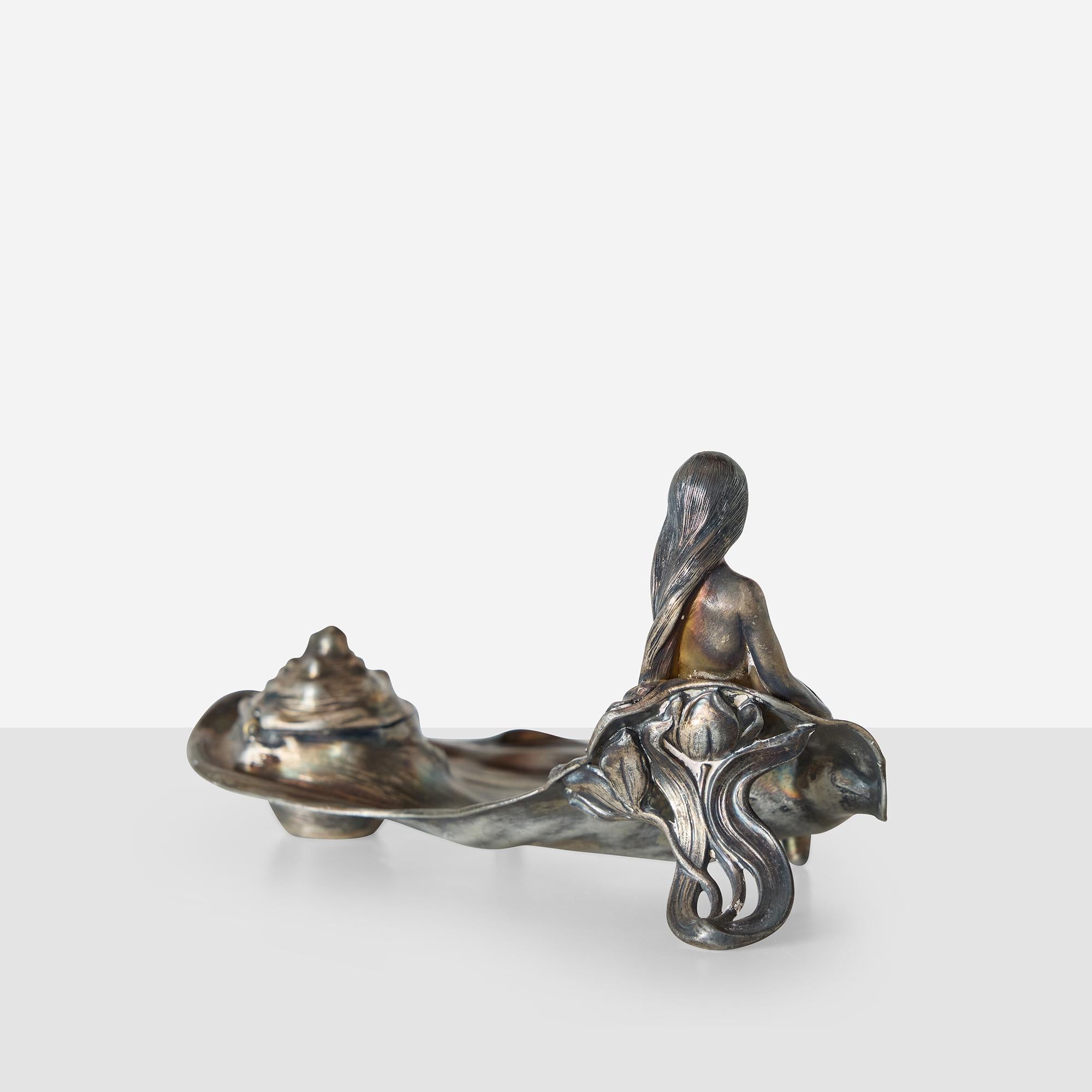 Calamaio WMF Art Nouveau con figura reclinata In condizioni buone in vendita a San Francisco, CA