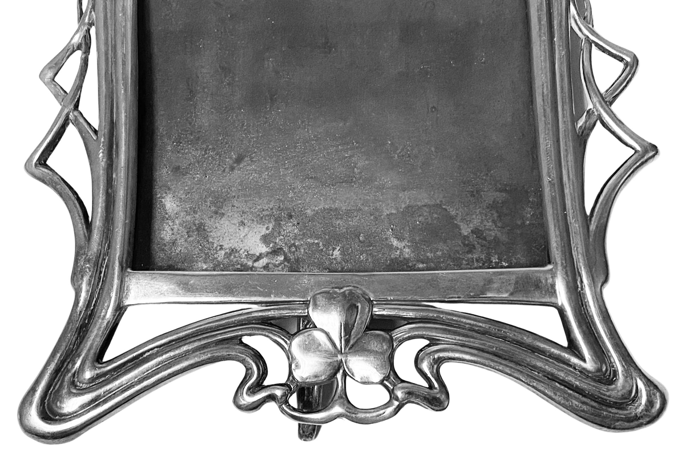 WMF Art Nouveau Jugendstil Britannia metal Photograph Frame, Germany C.1900, WMF In Good Condition For Sale In Toronto, Ontario