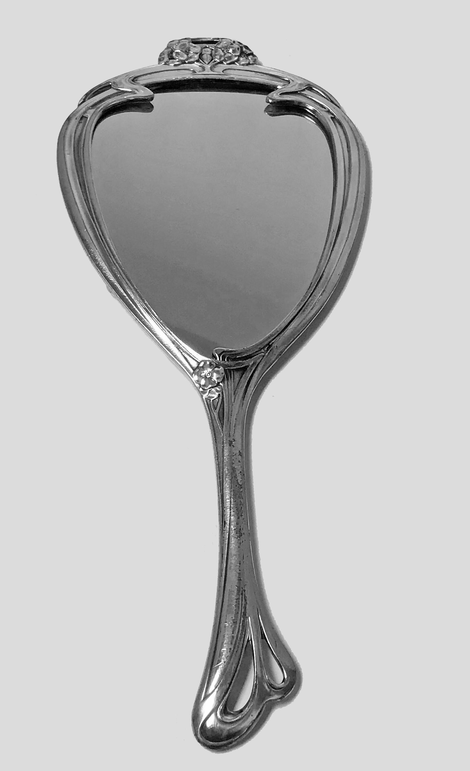 WMF Art Nouveau Jugendstil Silver Plate Hand Mirror, Germany, circa 1906 In Good Condition In Toronto, ON