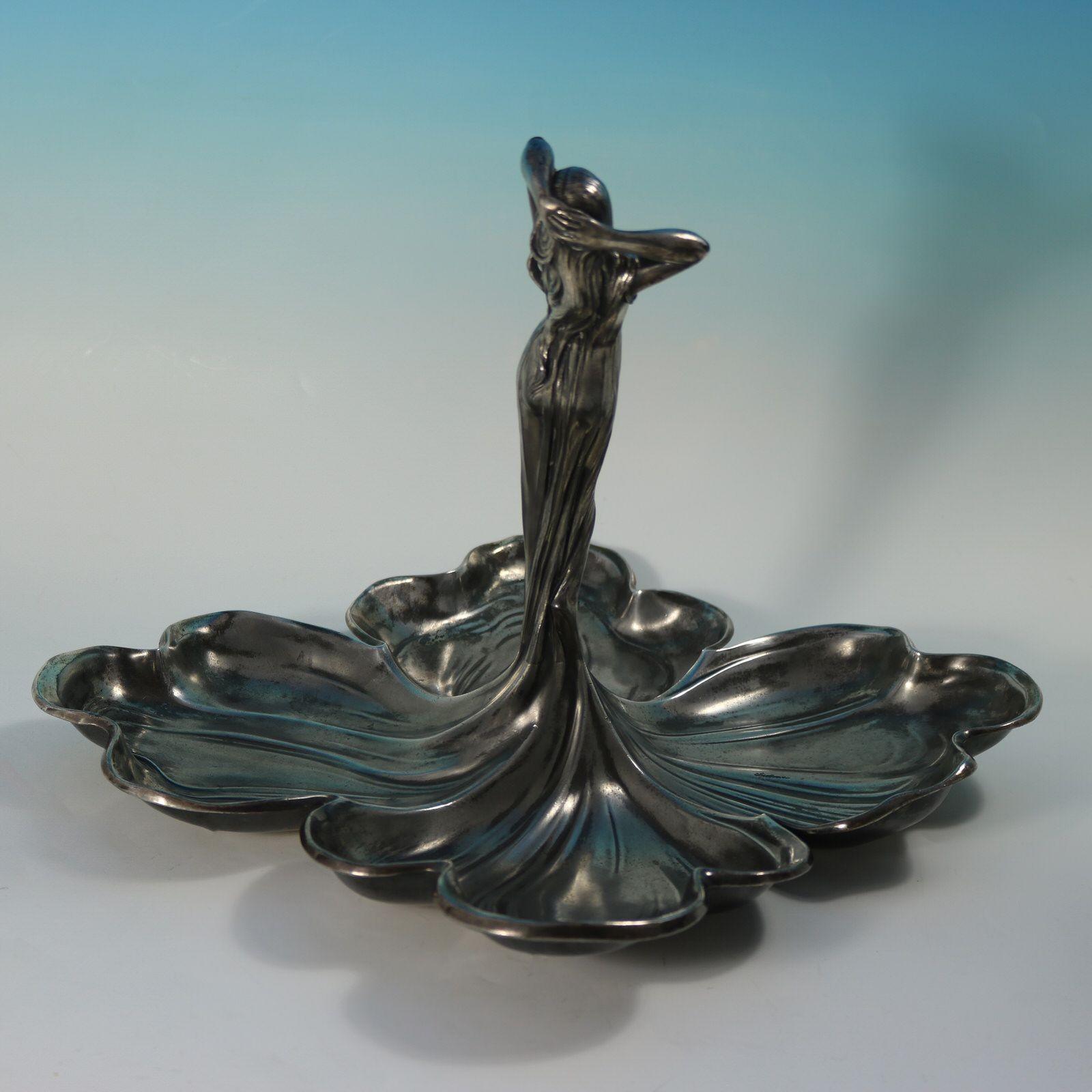 Début du 20ème siècle WMF Art Nouveau Maiden Four Sectioned Fruit Dish en vente