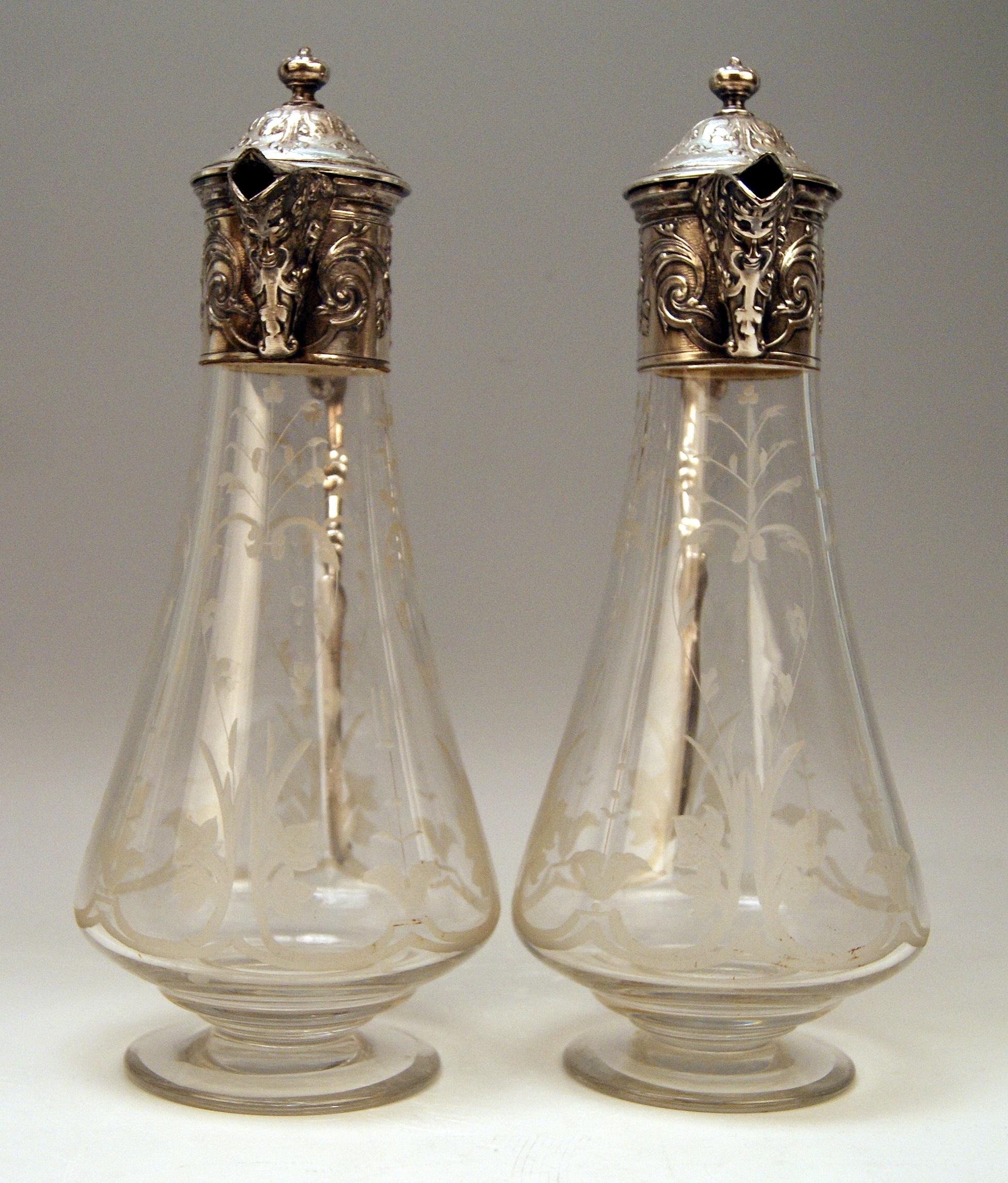 Late Victorian WMF Art Nouveau Pair of Claret and Water Jugs Silver Plated, Germany, circa 1900 For Sale