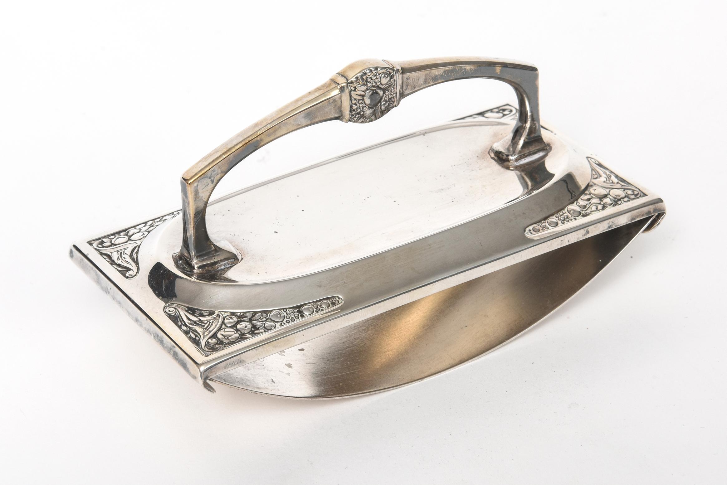 WMF Art Nouveau versilbertes 3-teiliges Schreibtisch-Set, Stempelhalter-Blatterstift-Tablett, Drucker-Tablett (Art nouveau) im Angebot