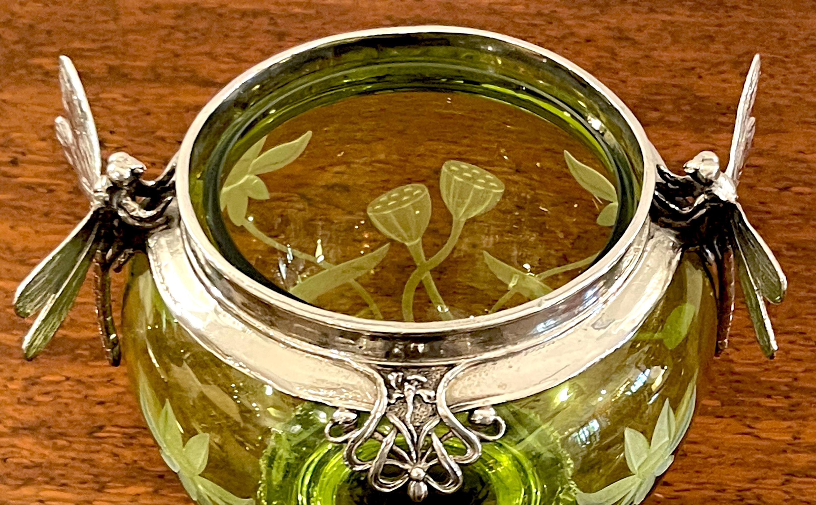 WMF Art Nouveau Silverplated Dragonfly Motif & Engraved Green Crystal Box For Sale 3