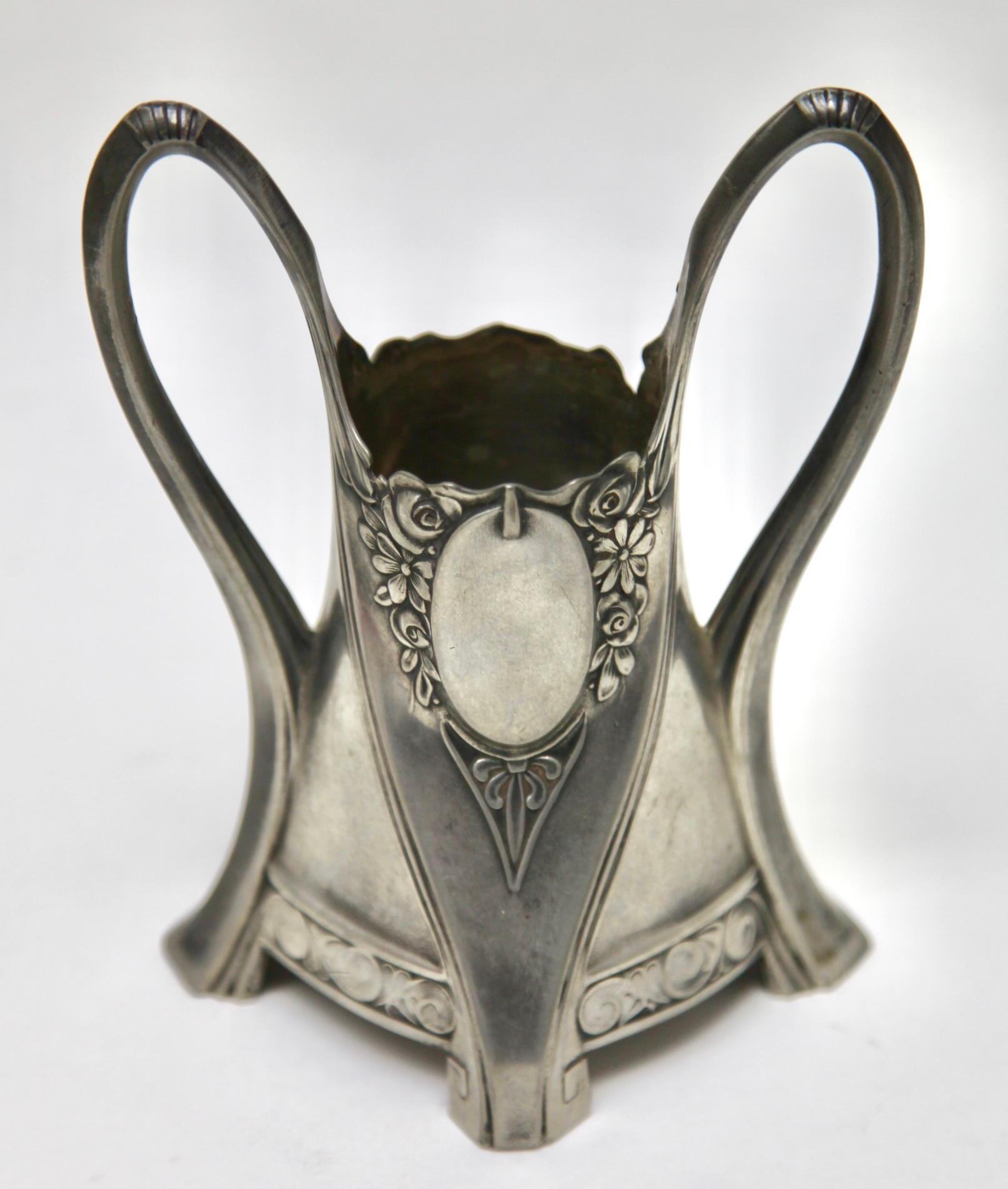 Early 20th Century WMF Art Nouveau Sollifleur Whit Detailt Claire Engraved Glass For Sale