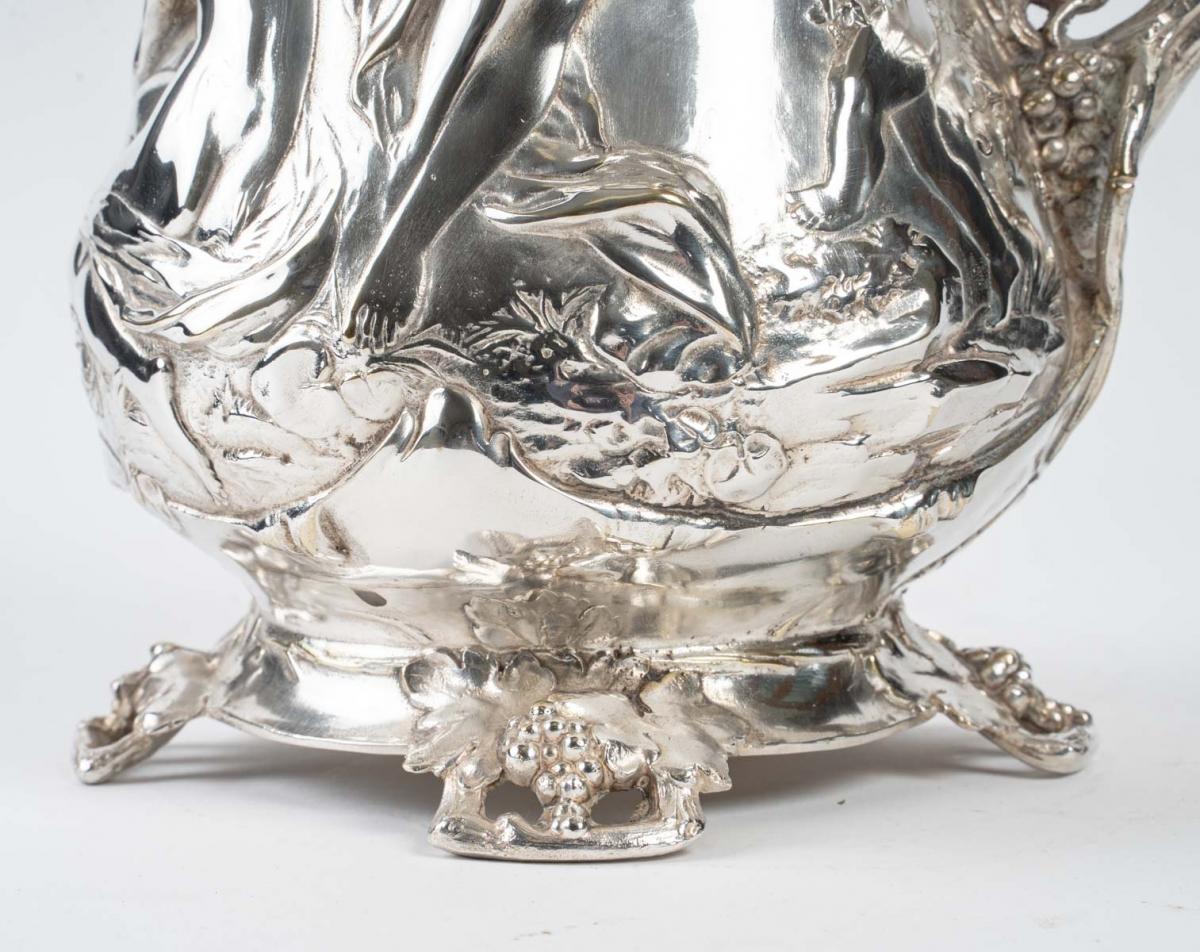 WMF Beer Pitcher
Large silver plated beer pitcher, stamped on one of the feet, from the WMF company.
It bears an inscription C.H.E 1911.
Measures: Height 43 cm
Width 24 cm
W.M.F: Wurttembergische Metallwarenfabrik AG, is a German company