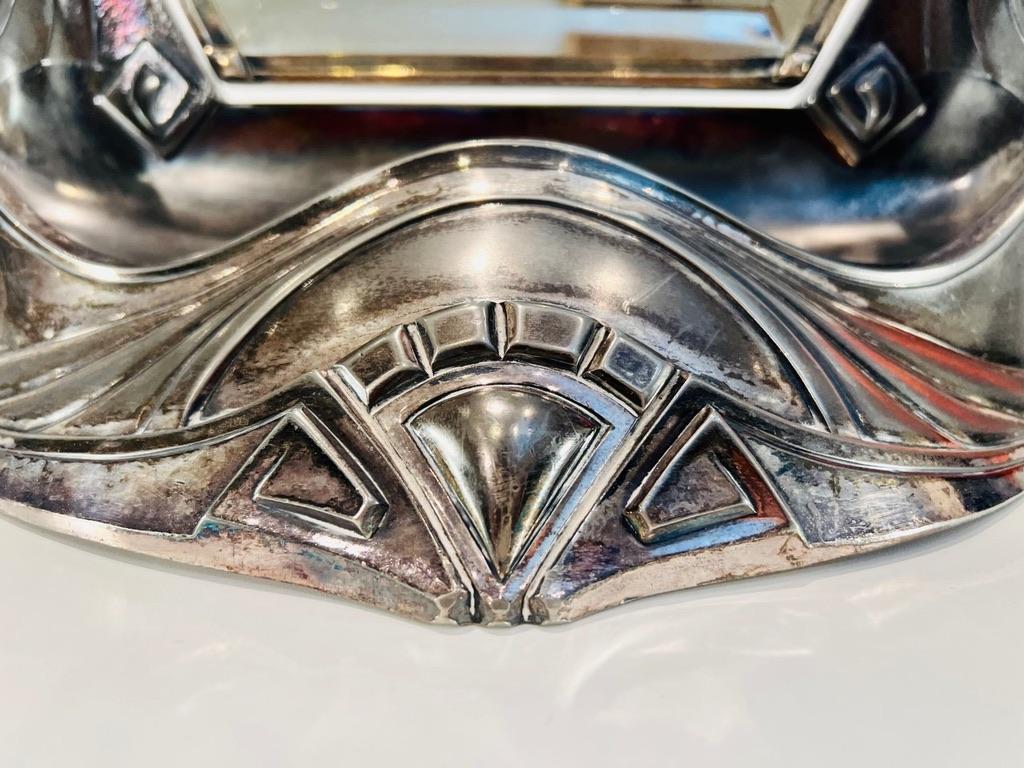 Gran espejo de mesa alemán Art Nouveau WMF en peltre cromado circa 1900 Alemán en venta