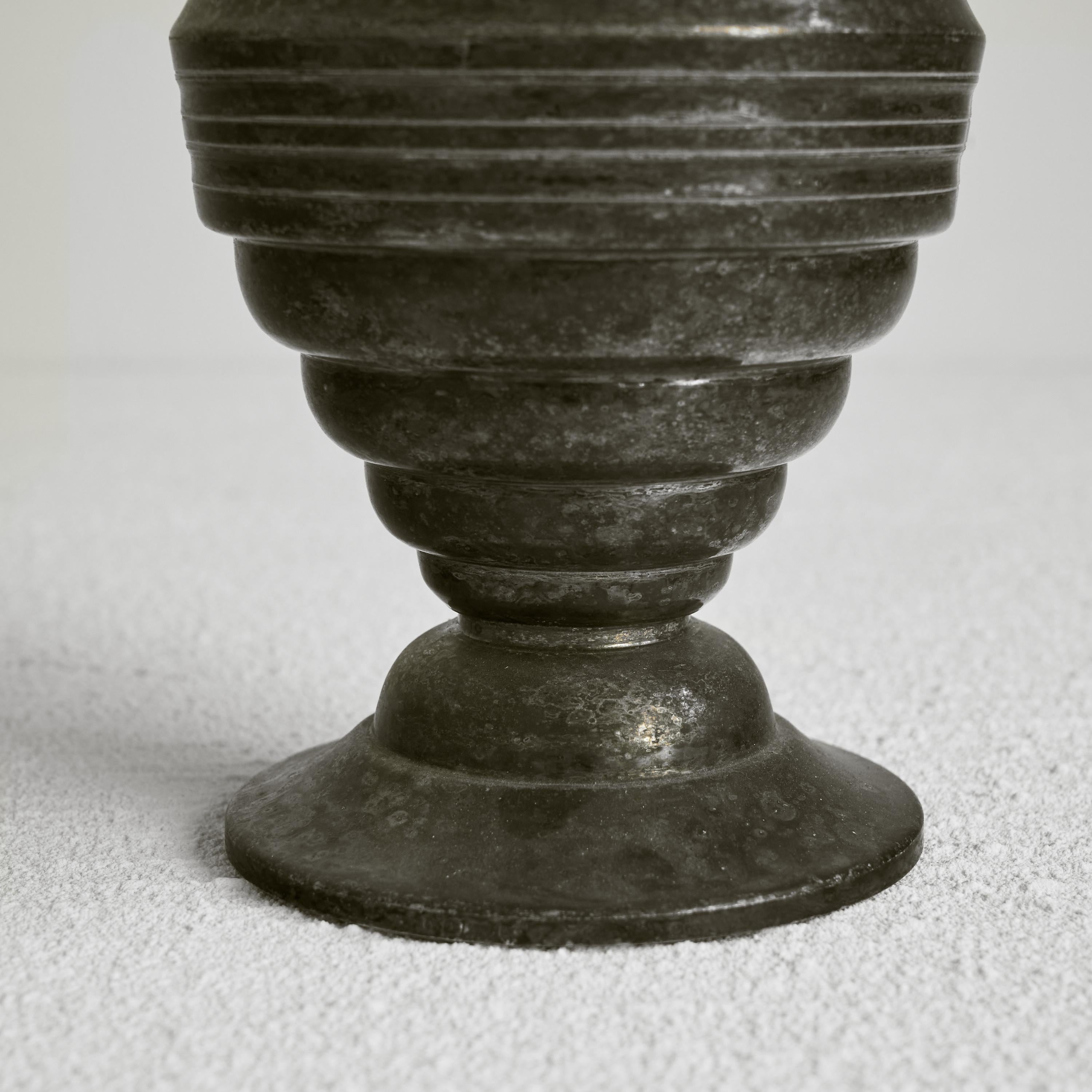 Elegante versilberte und patinierte WMF-Vase (Deutsch) im Angebot