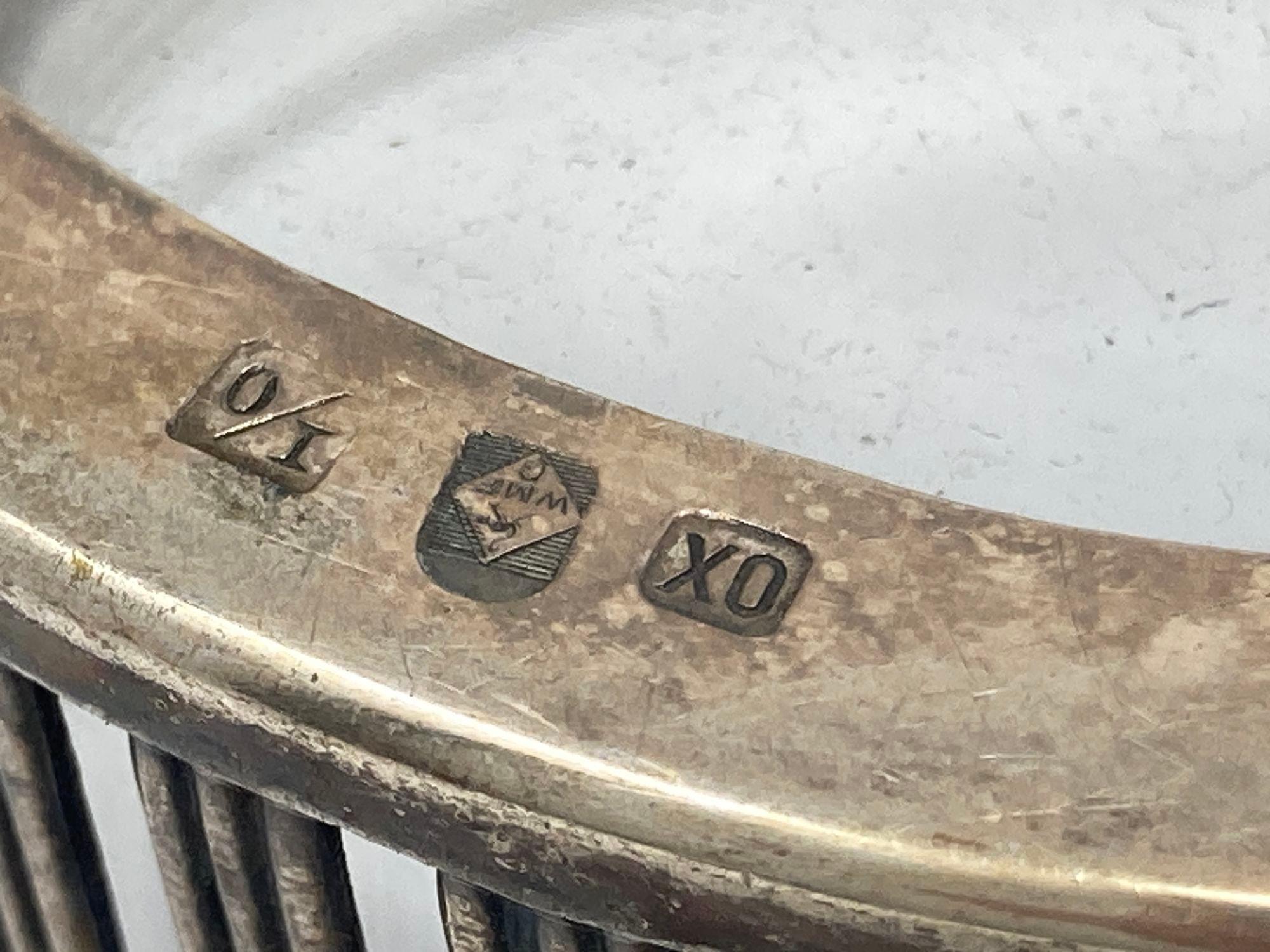 WMF Scatola rotonda tedesca Art Deco placcata in argento del 1910 in vendita 4