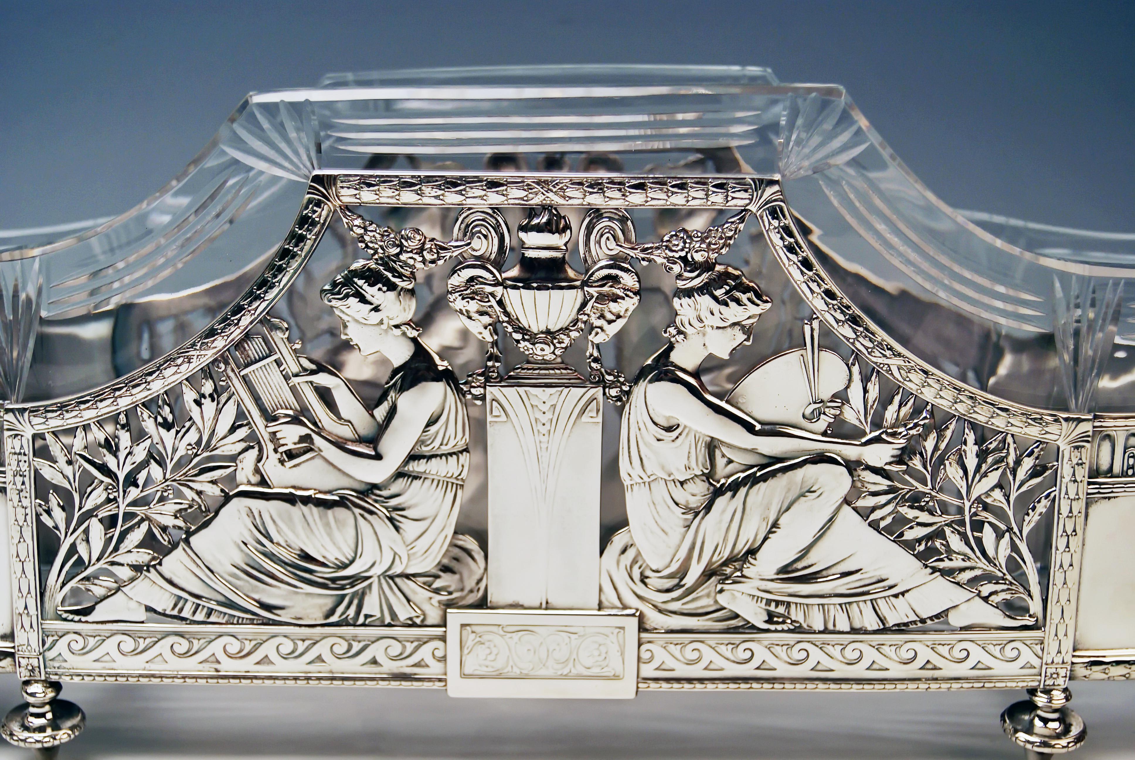 jardiniere jugendstil mit glaseinsatz