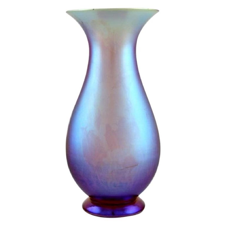 Wmf, Germany, Vase in iridescent myra art glass, 1930s For Sale