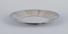 WMF, Germany. Large "Ikora" Art Deco bowl with three feet, silver-plated. 1940s