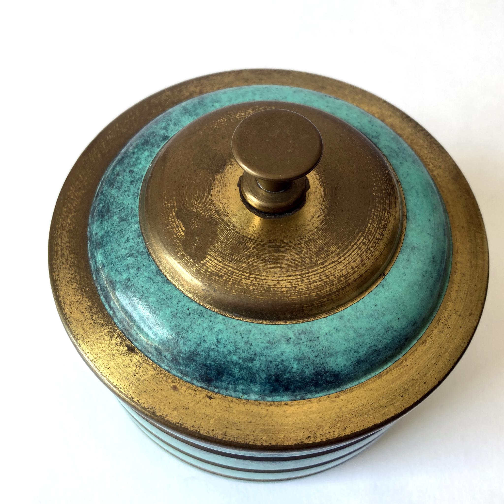 WMF Ikora Green Patinated Metal Round Lidded Box, 1920s In Good Condition In New York, NY