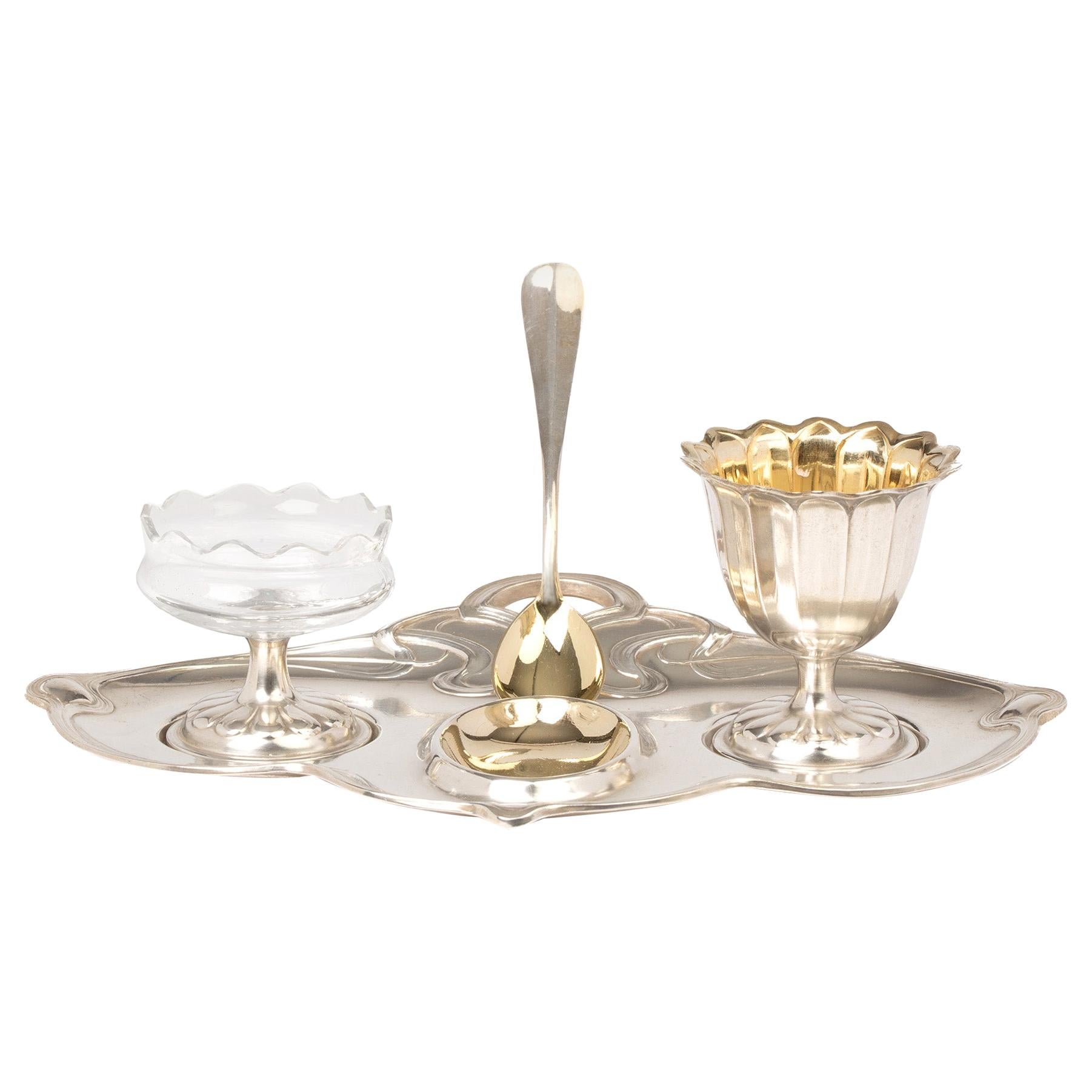 Vassoio da portata WMF Jugendstil con uova e sale placcati in argento