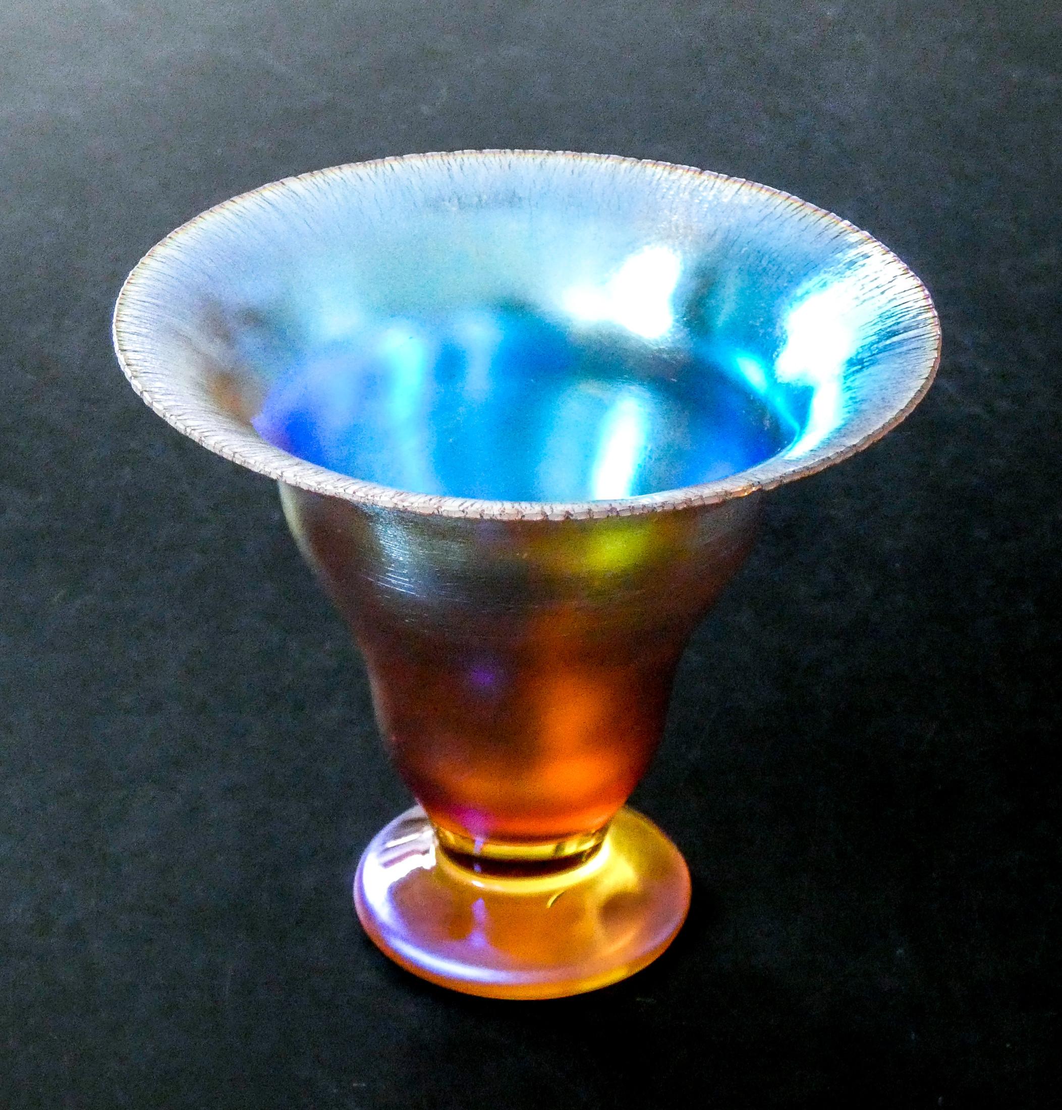 Wmf Myra-Kristall. Small Iridescent Blown Glass Vase, Germany, 1930s 2