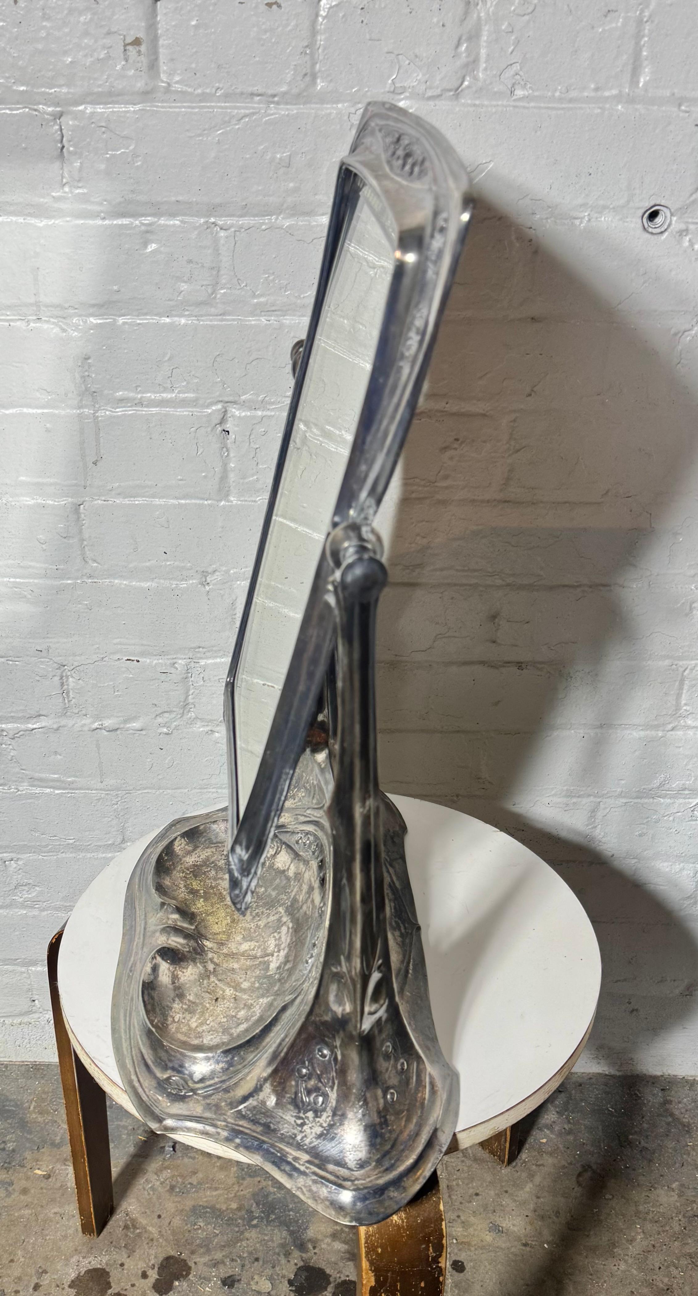 Allemand WMF Miroir de courtoisie ART NOUVEAU en métal argenté en vente