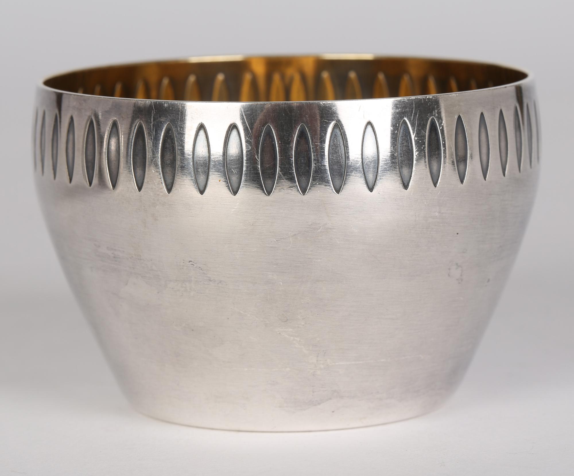Mid-20th Century WMF 'Würtemburgische Metallwaren Fabrik' Art Deco Silver Plated Sugar Bowl & Jug For Sale