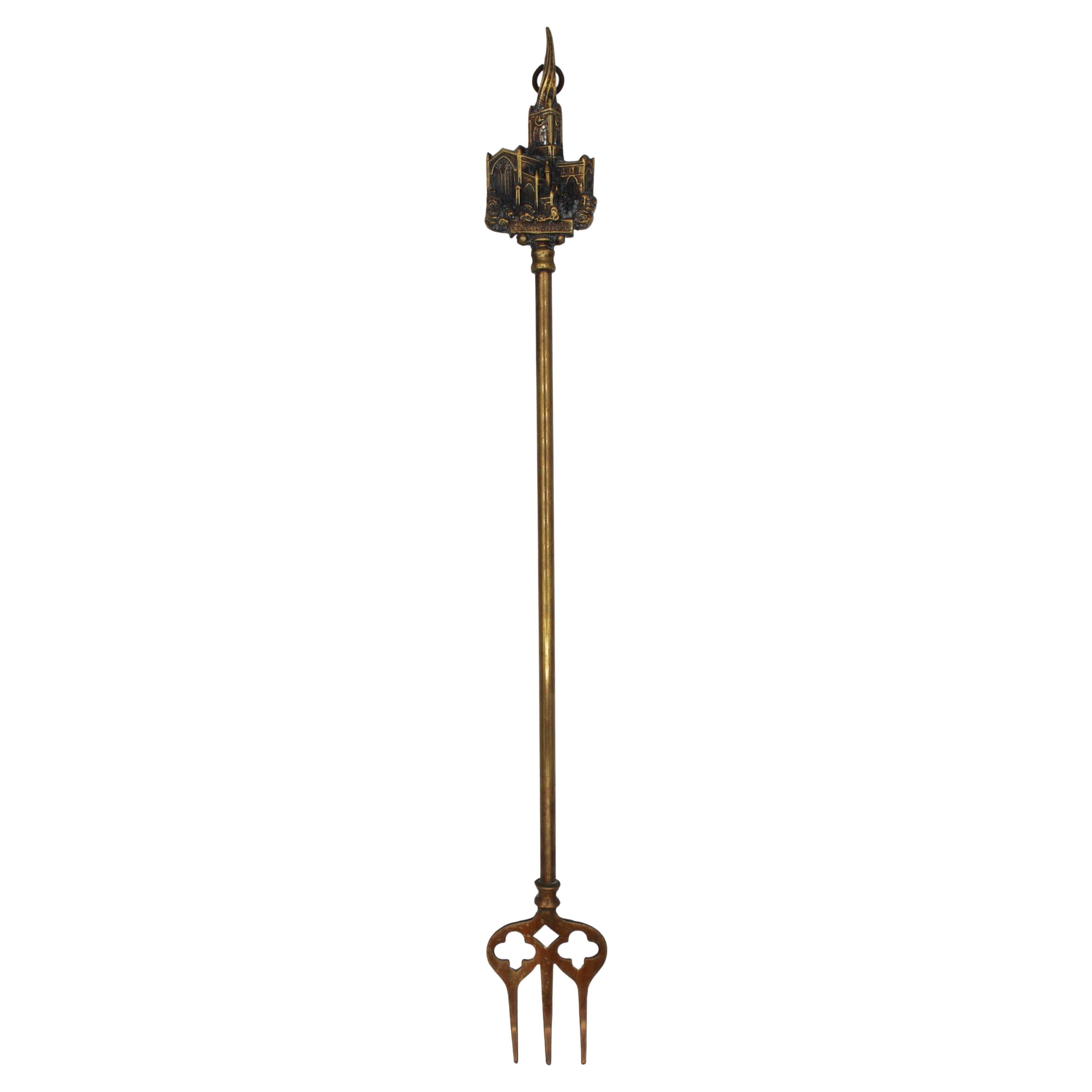 Early-Mid 20th Century English Chesterfield Cathedral Toasting Fork