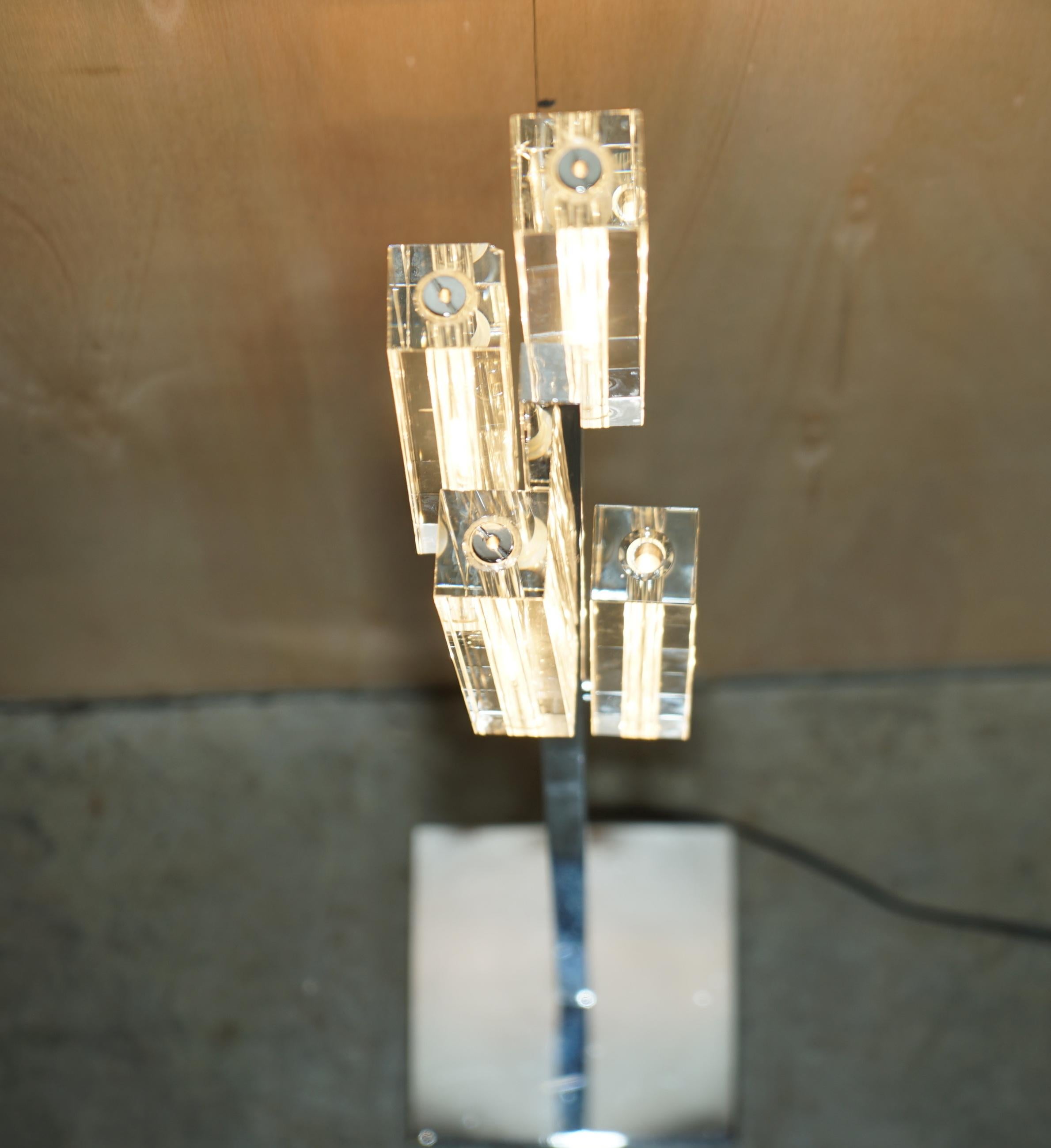 Verre taillé Lampadaire Wofi Leuchten chromé sur pied avec jolis revêtements lumineux en vente
