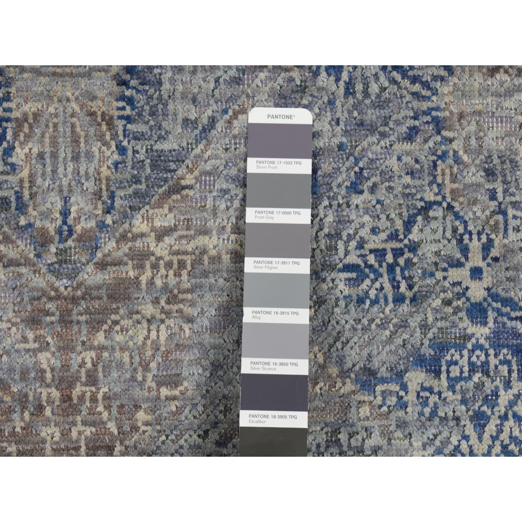 XXI secolo e contemporaneo Wolf Gray Broken Rosette Design Tappeto in lana e seta annodato a mano 9'0