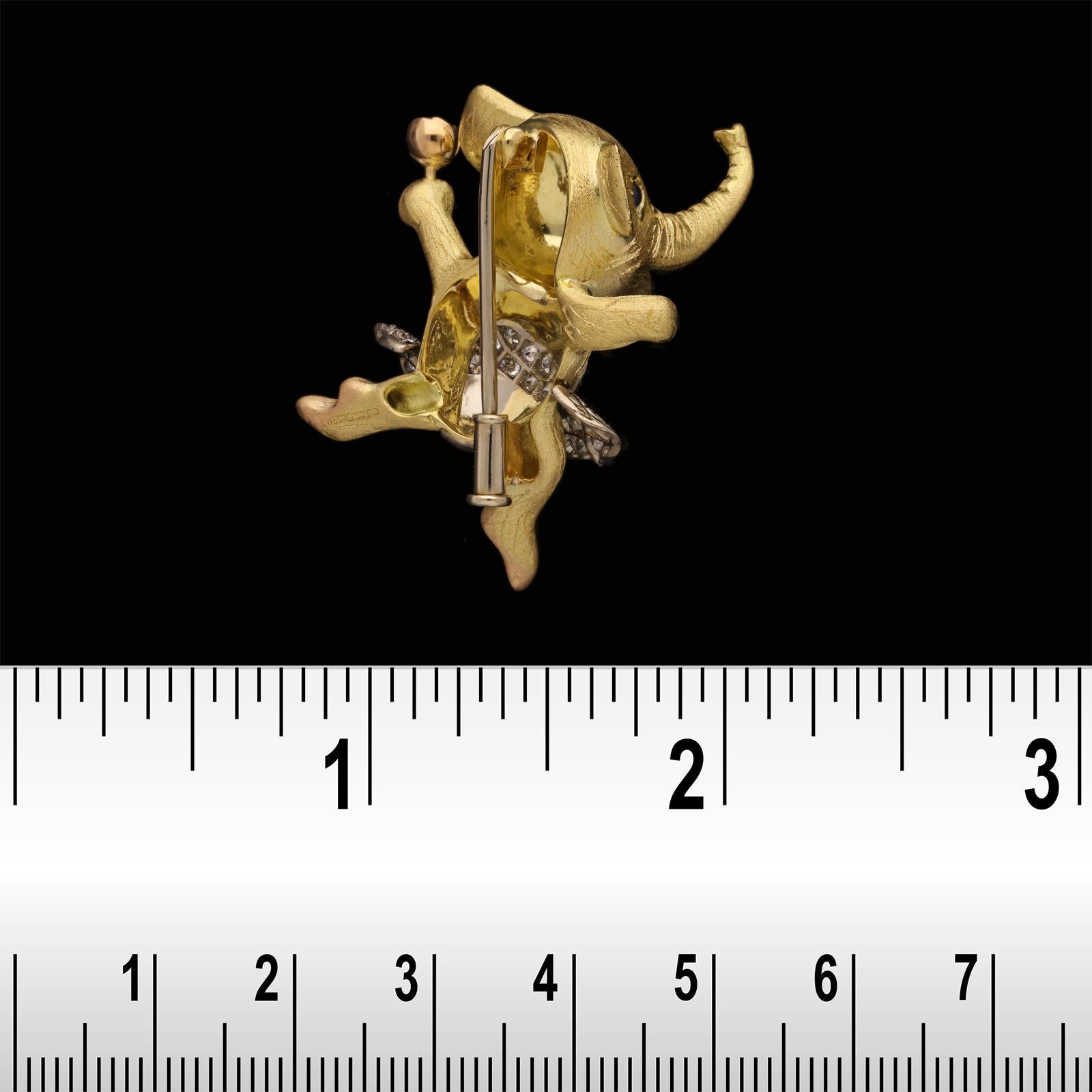 Contemporary Wolfe Emerald Diamond 18ct Gold Novelty Elephant Brooch For Sale