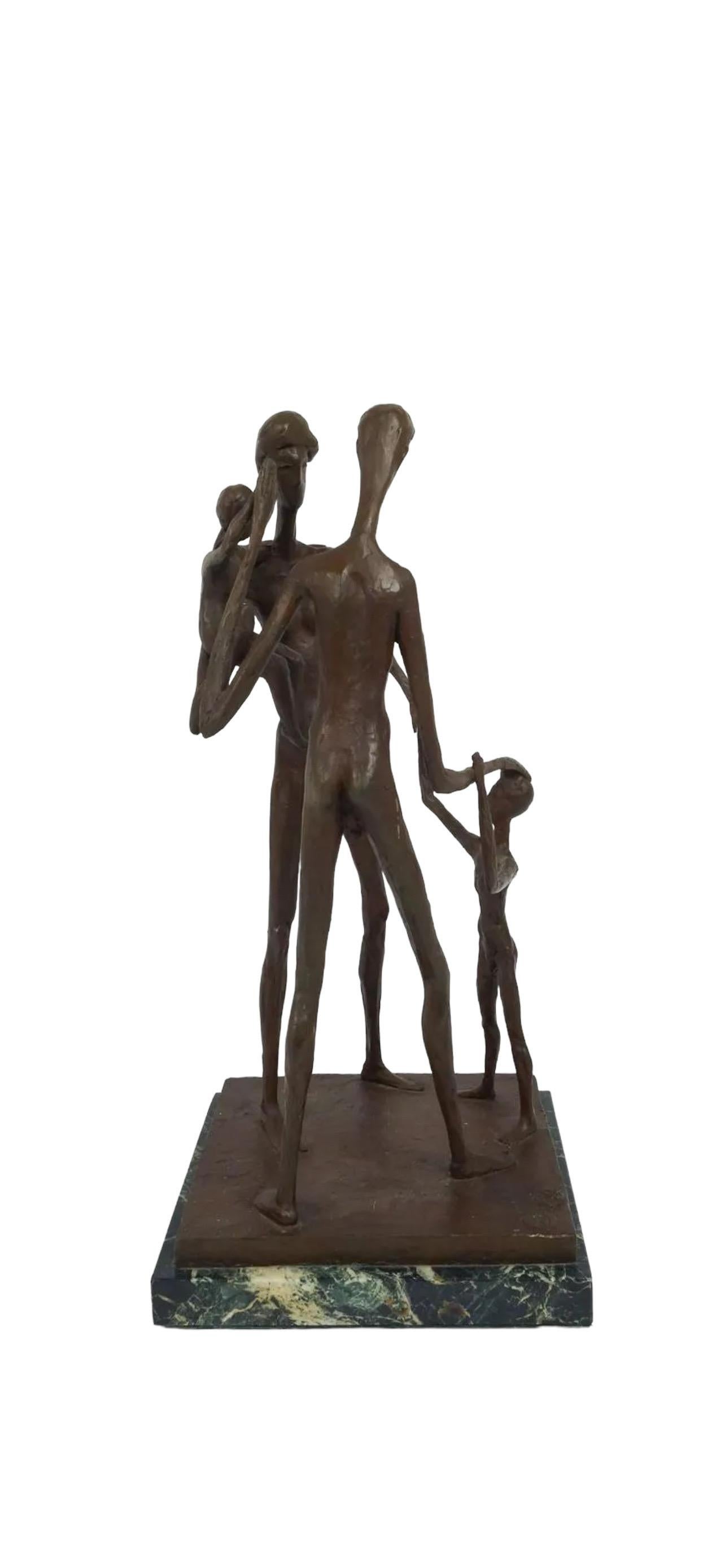 Große abstrakte figurale Bronzeskulptur „Familie“ aus der Moderne, Wolfgang Behl, Wolfgang Behl  im Angebot 12