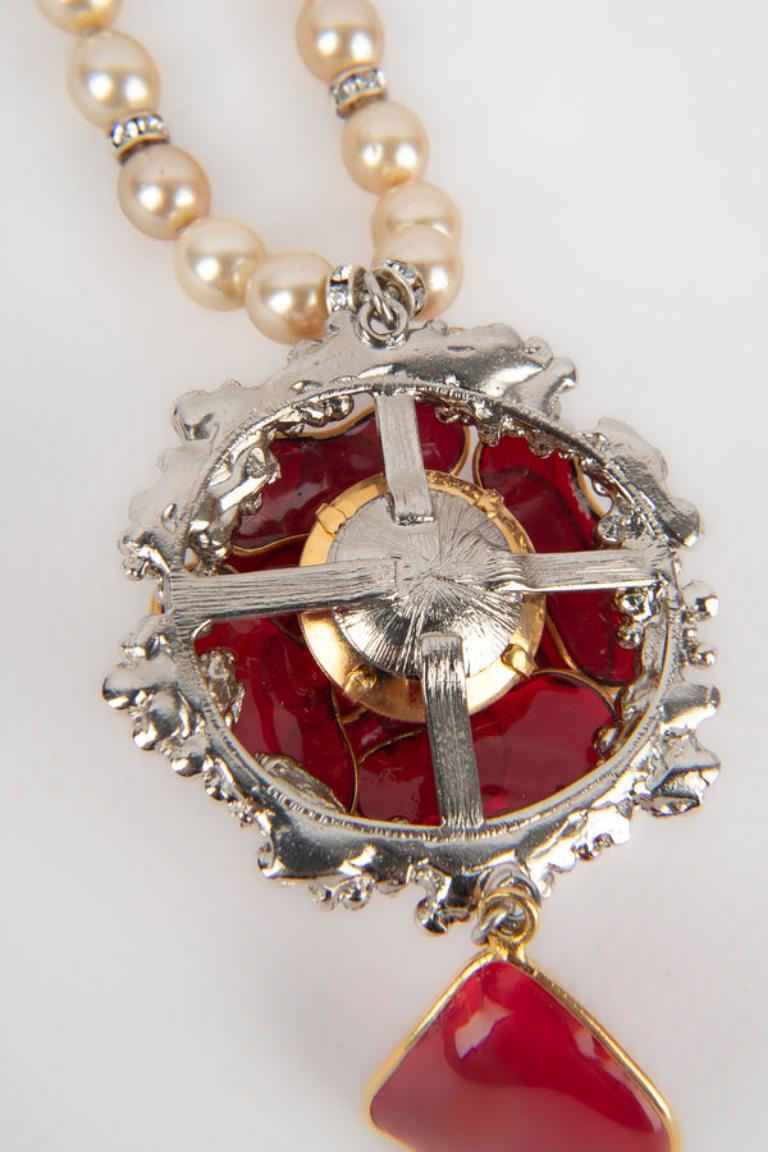 Woloch-Halskette „Rose“ mit Perlen und Swarovski-Strasssteinen im Angebot 1
