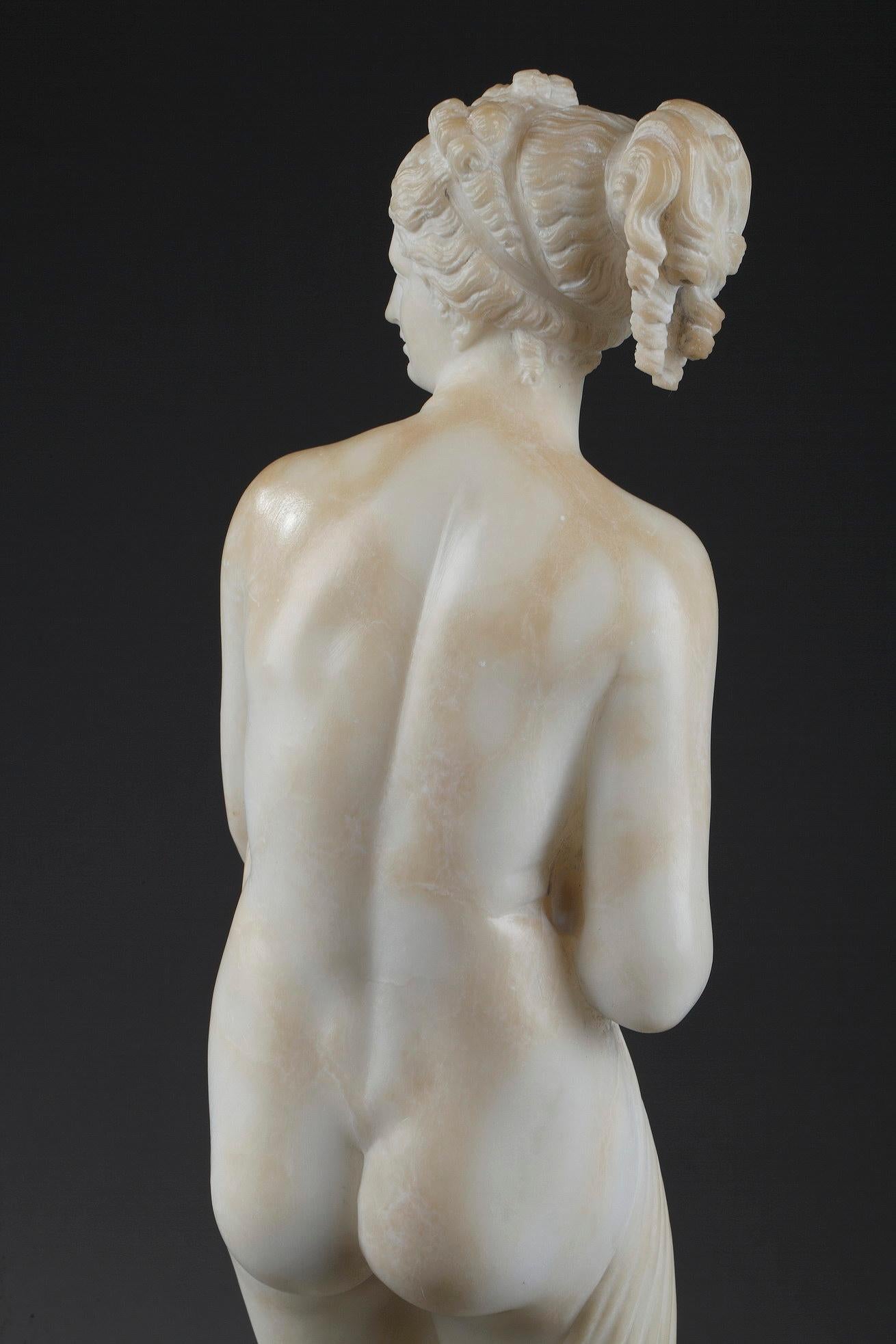 « Femme après sa salle de bains », sculpture en albâtre, d'après Antonio Canova 6