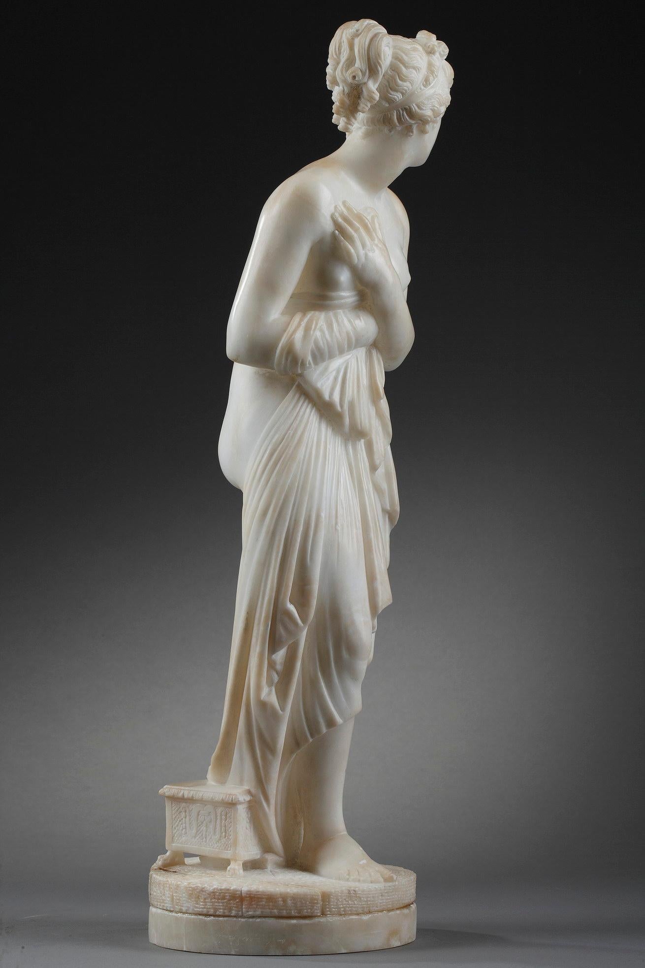 Français « Femme après sa salle de bains », sculpture en albâtre, d'après Antonio Canova