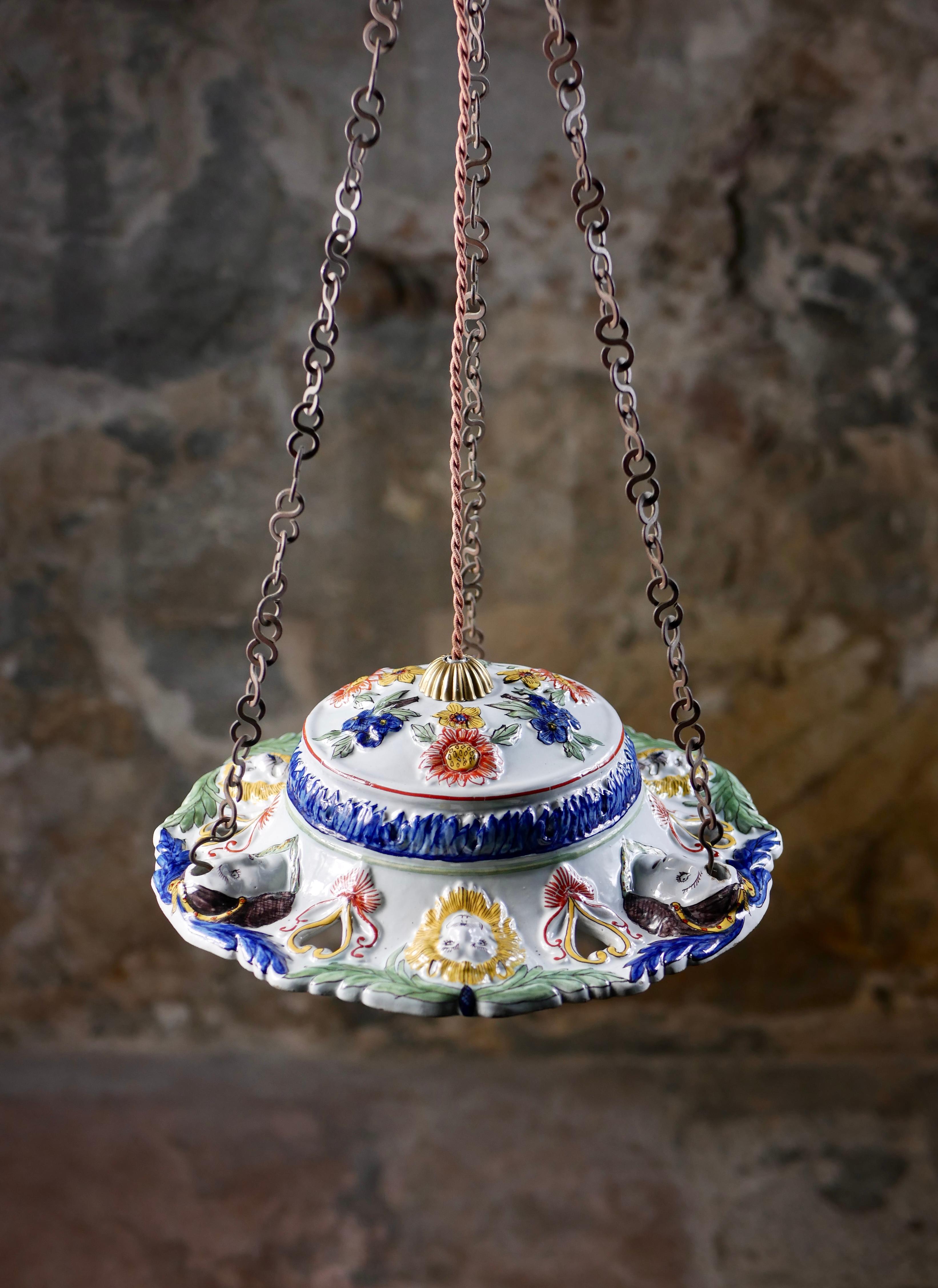 Italian Woman and lion faces polychrome ceramic chandelier from Sicily, 19th century For Sale