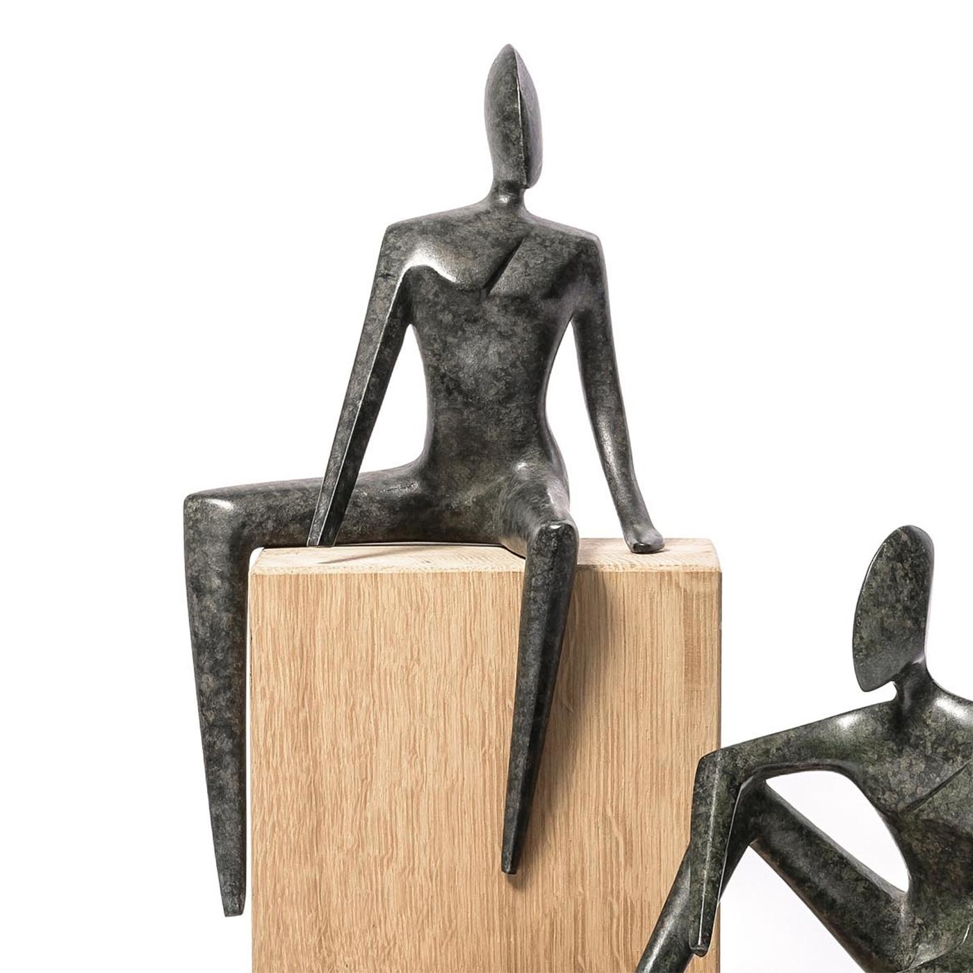 Belga Set di 2 sculture di donna e uomo in vendita