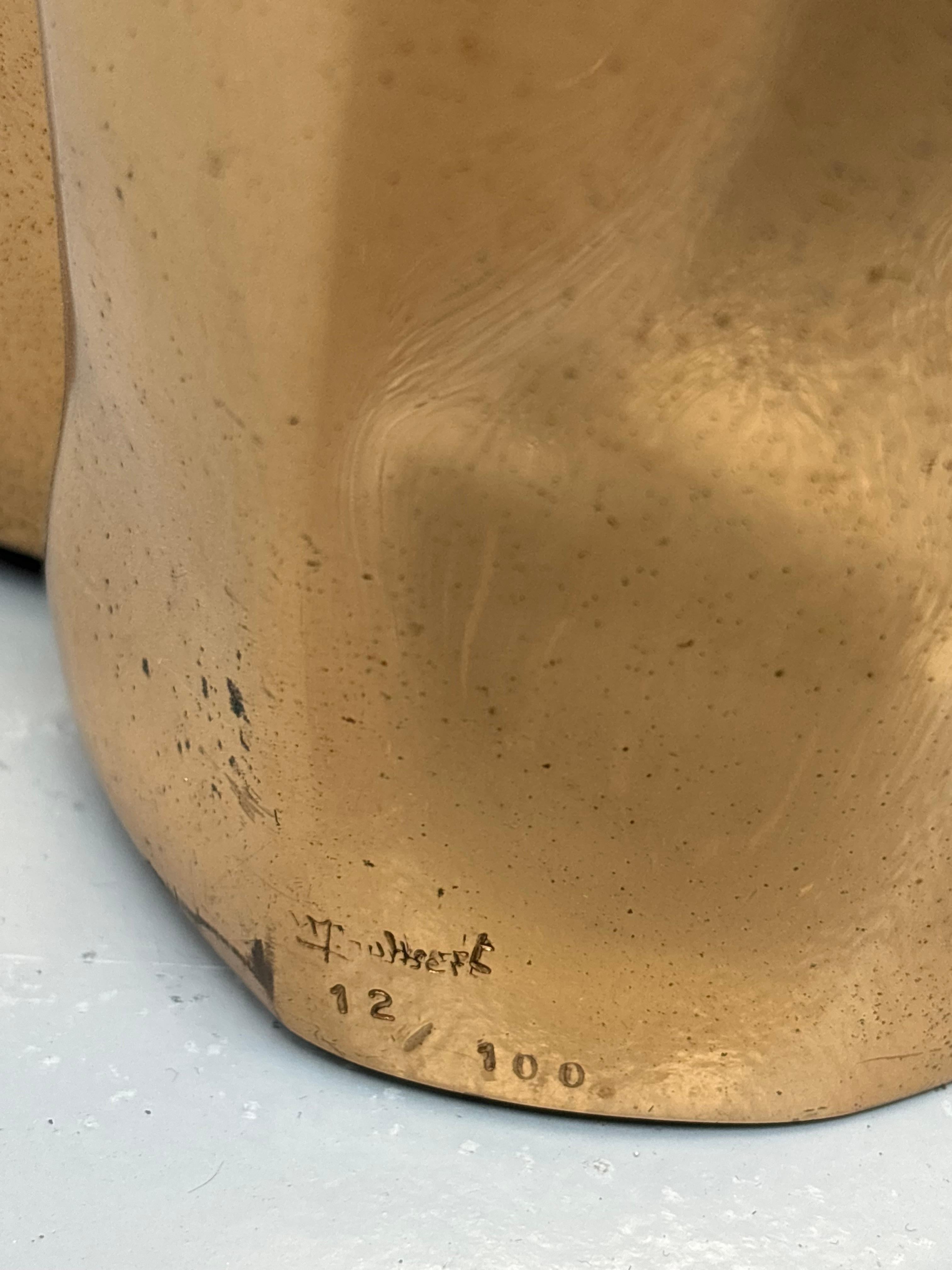 Busto de mujer en bronce de Michel Jaubert en venta 5
