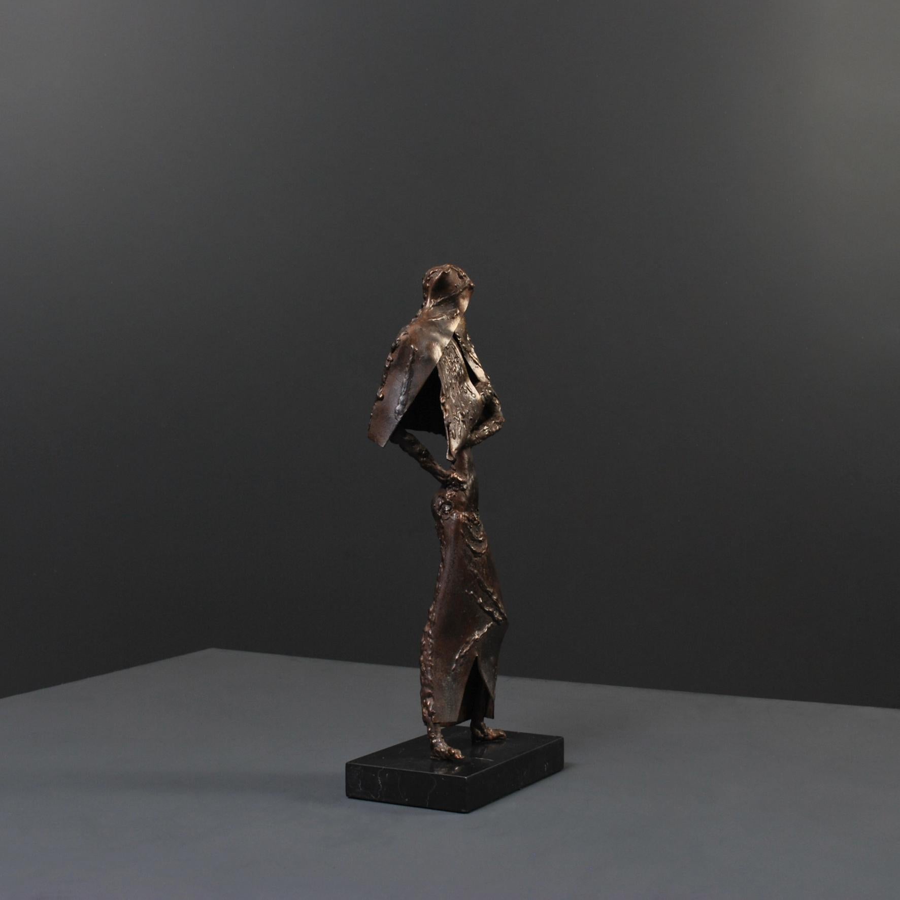 Anglais Sculpture - Femme et enfant en vente