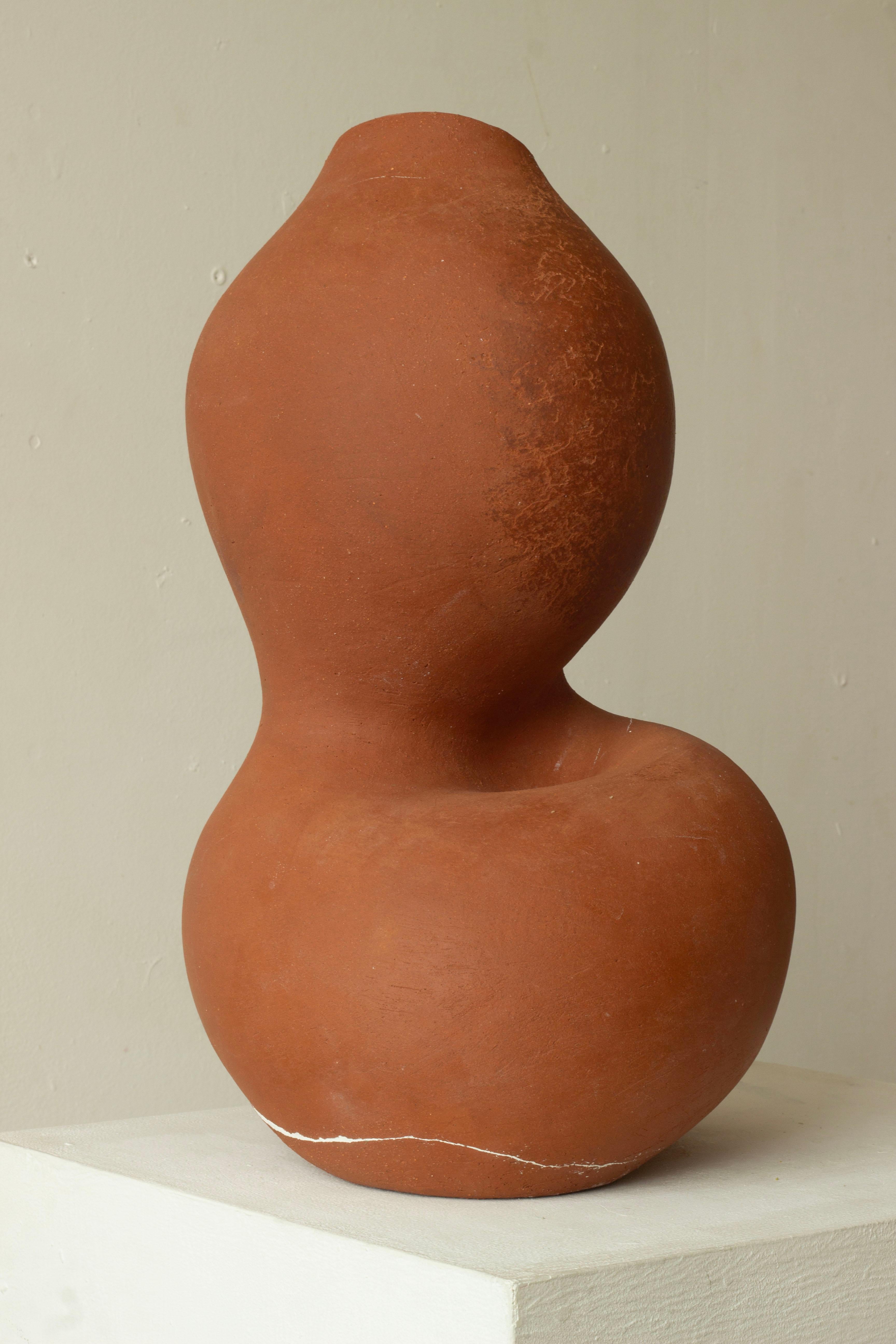 Woman Cracked But Healed 204 Vase by Karina Smagulova
One of a Kind.
Dimensions: Ø 35 x H 50 cm.
Materials: Terracotta and epoxy.
​
With an Armenian and Kazakhstan heritage, Karina Smagulova was born in Greece in 1995 and graduated with a diploma in