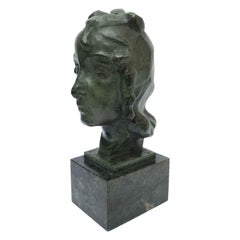 Tête de femme italienne sculpture en bronze intitulée Llucia par Ravasio, 1942