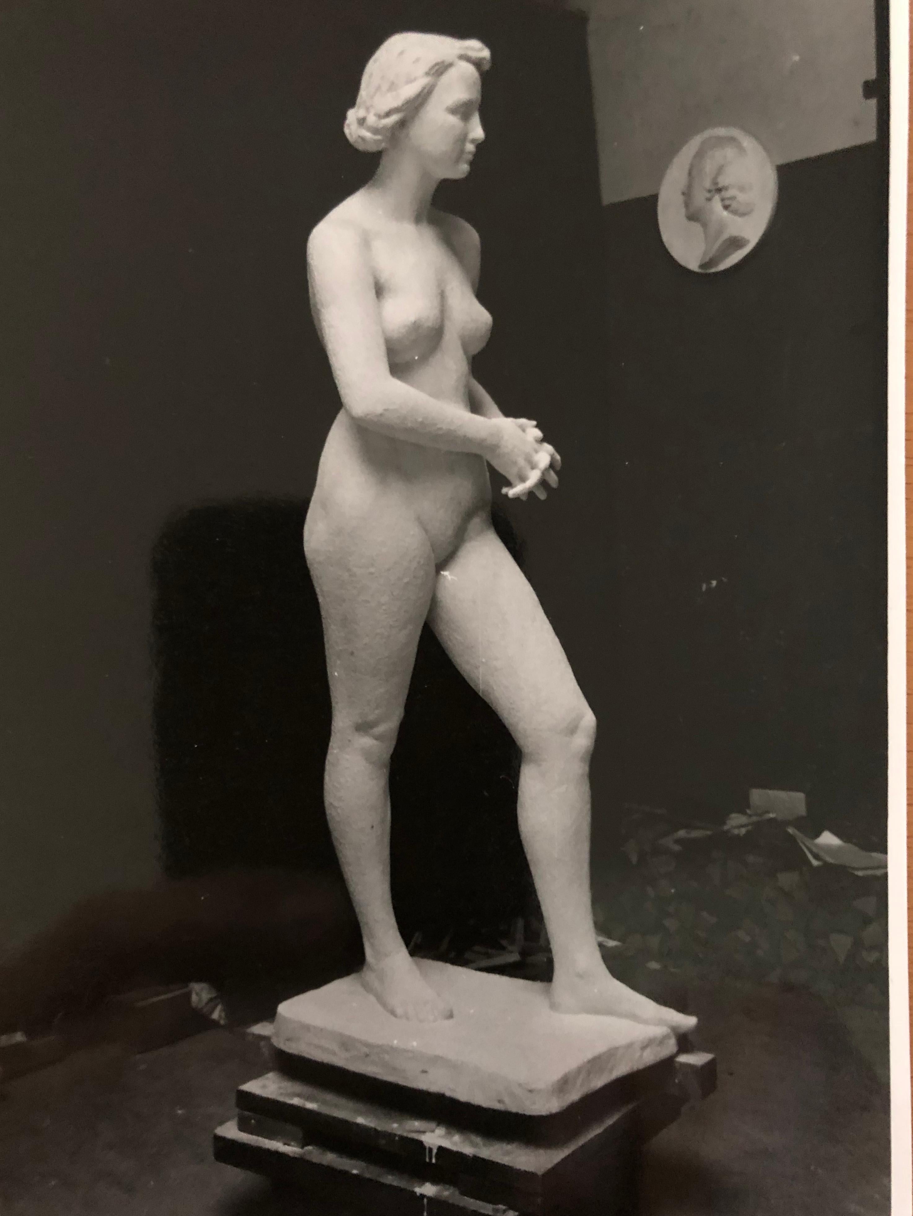 Woman Sculpture in Bronze, 1952 from Hanns Jörin, Switzerland For Sale 3