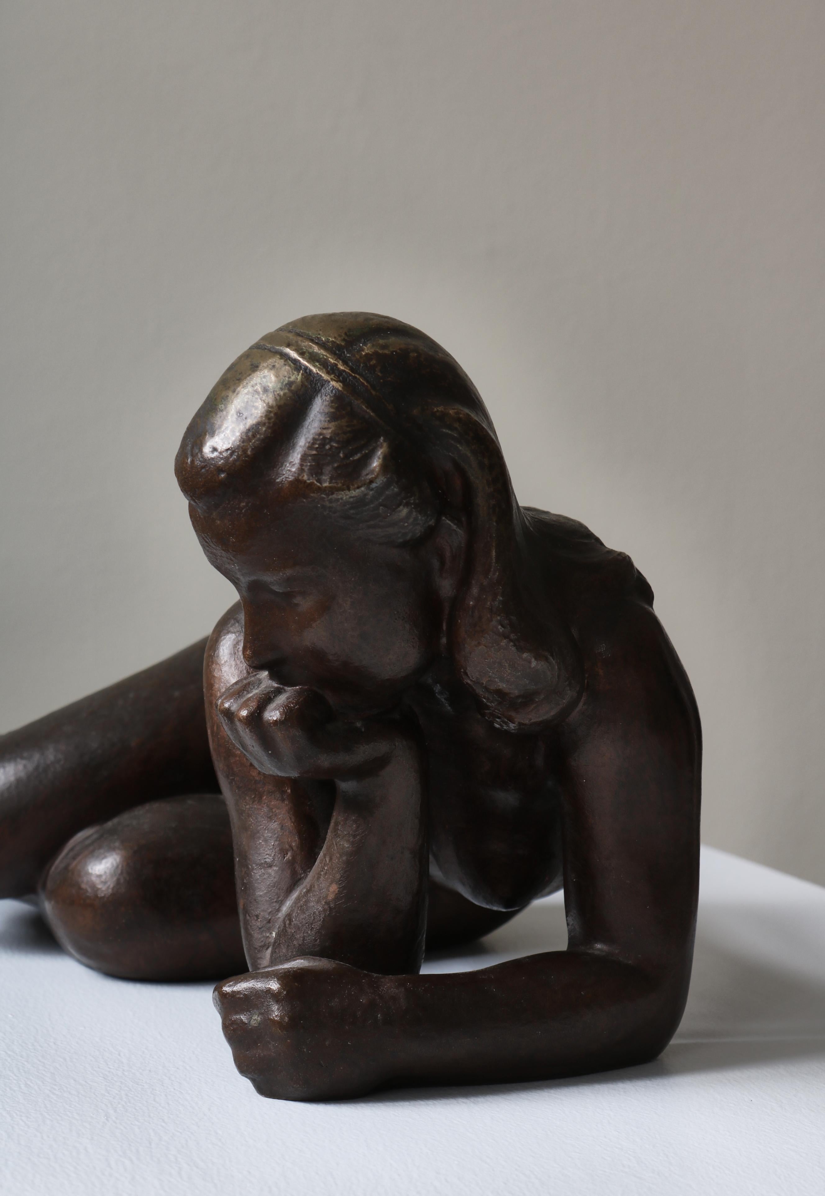 Danish Large Woman Sculpture Patinated Bronze by Johannes Hansen, Denmark, 1940s For Sale