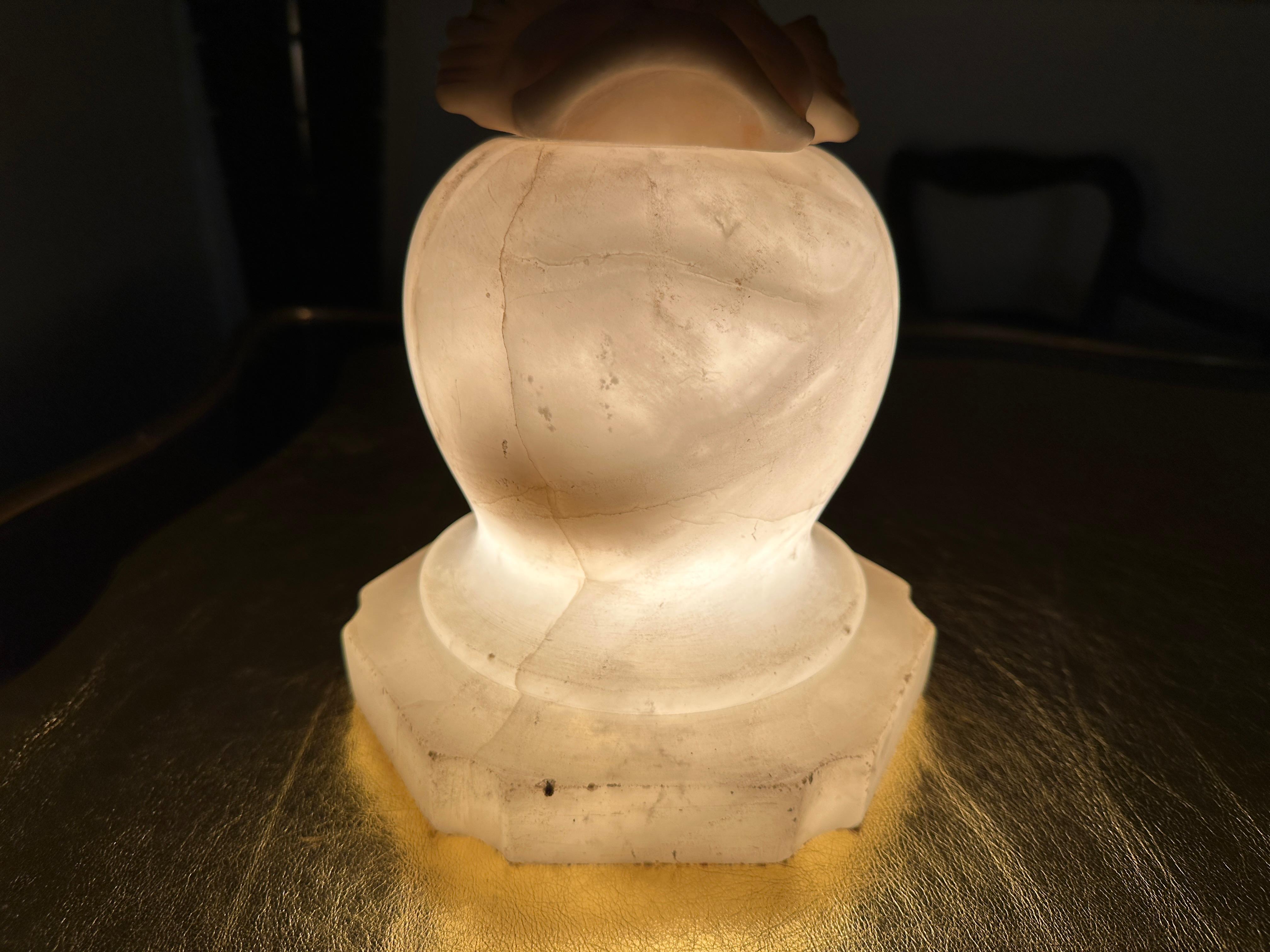 Woman Sculpture with Light in Marble, 1900, France, Jugendstil, Art Nouveau For Sale 3