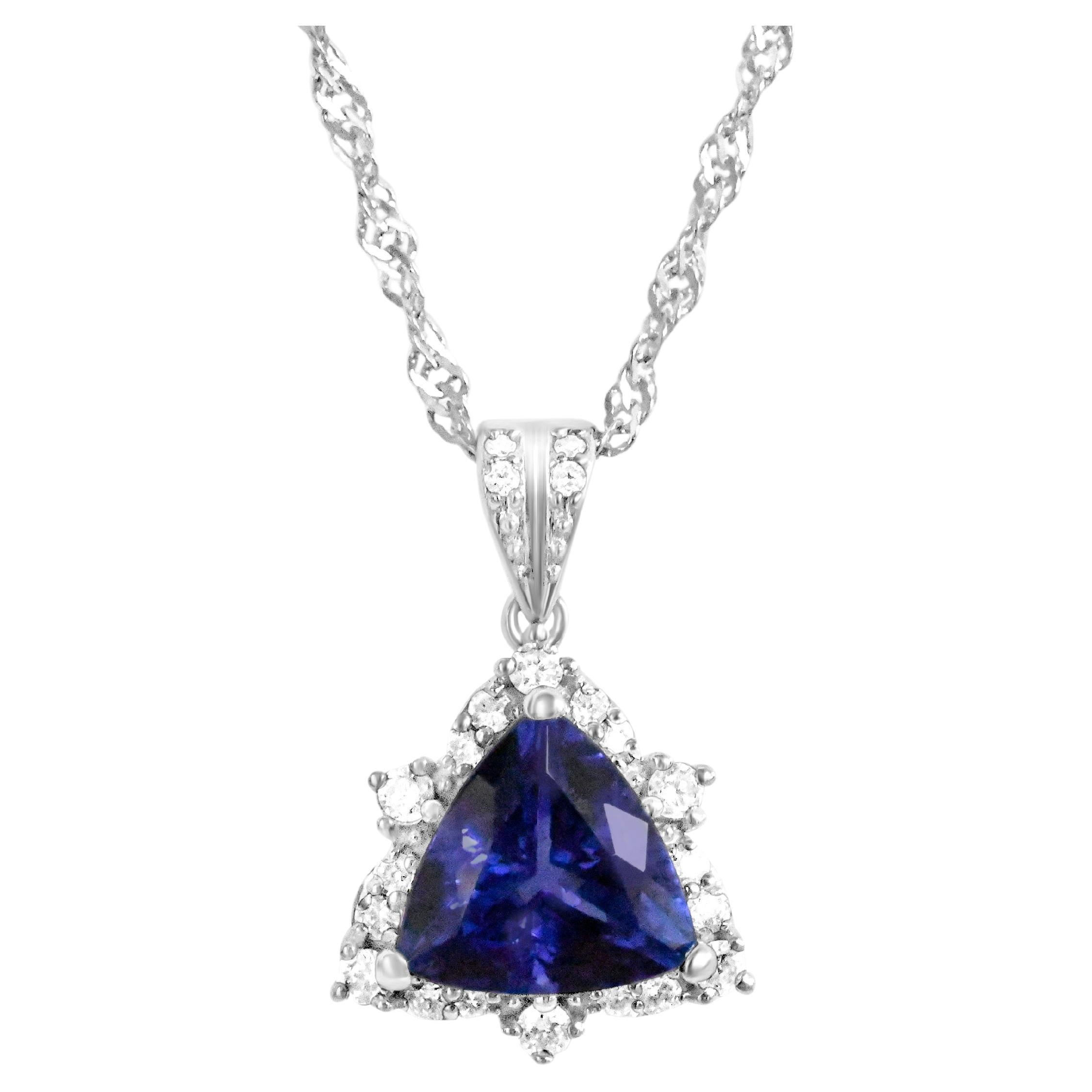 Woman Wedding Tanzanite Pendant Necklace 2.64 cts 9k White  Gold  For Sale