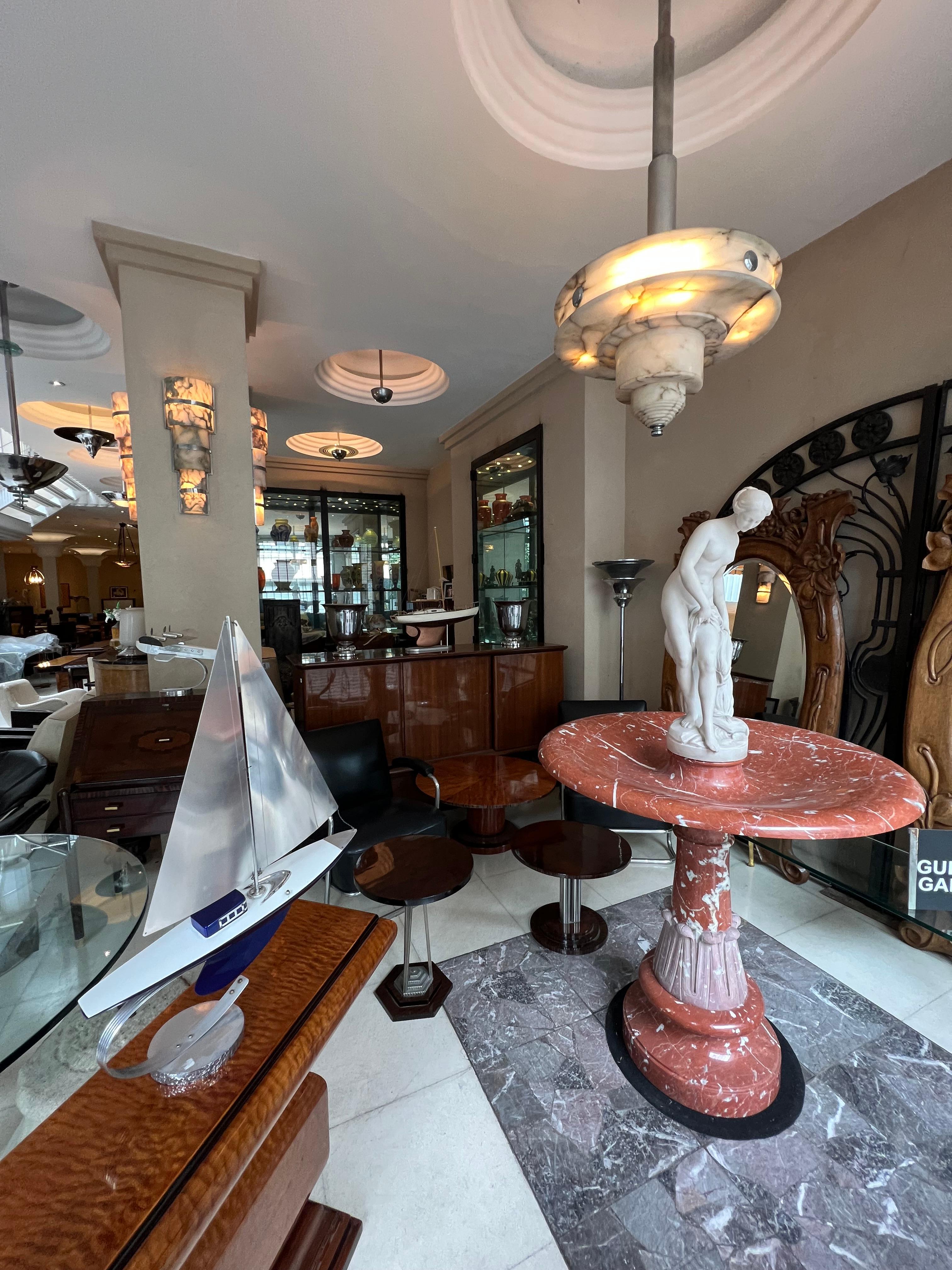 Donna con specchio Scultura in marmo Segno: Prof. Jory , Galleria Lapini Firenze in vendita 4