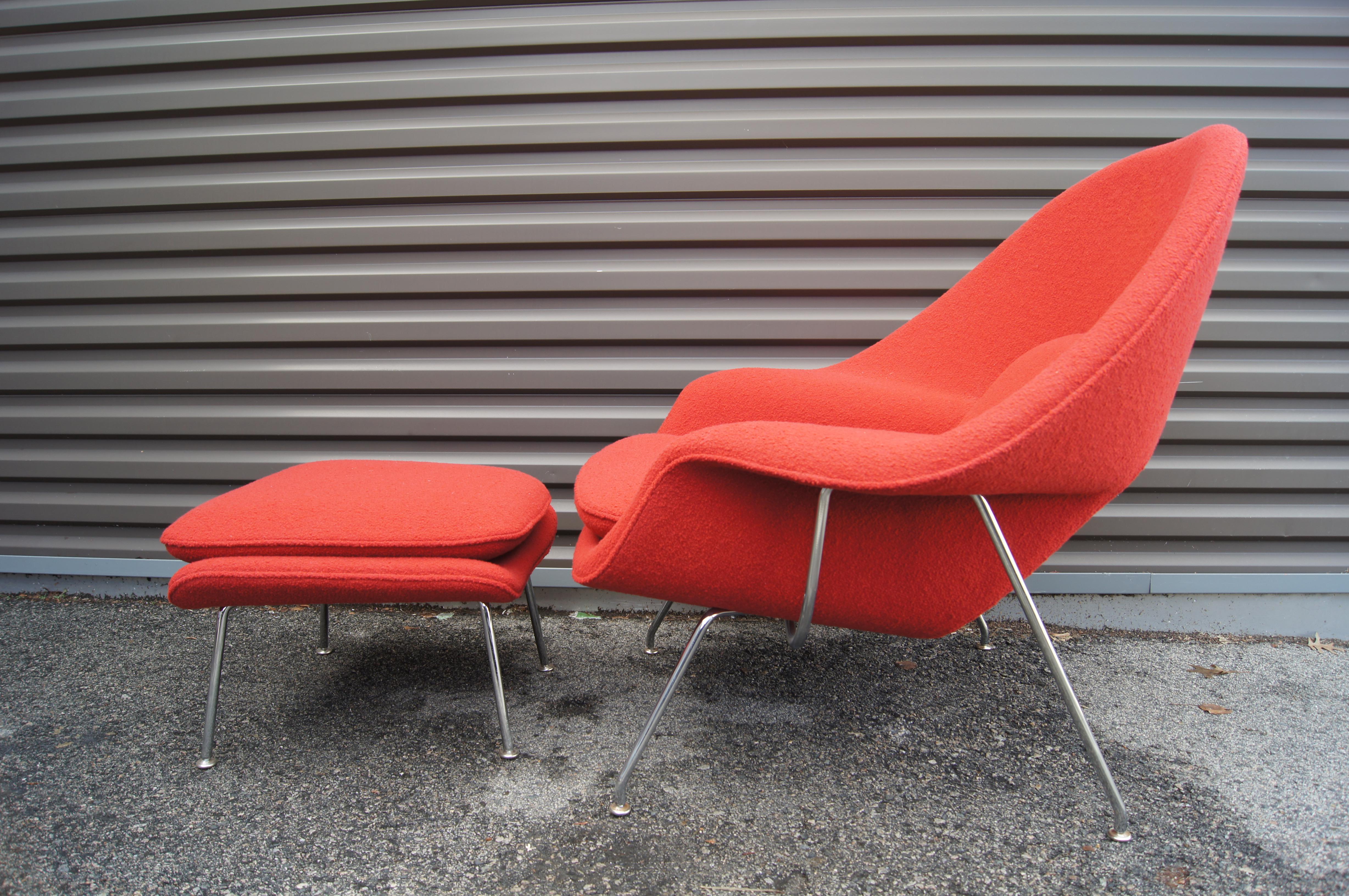 American Womb Chair and Ottoman by Eero Saarinen for Knoll For Sale