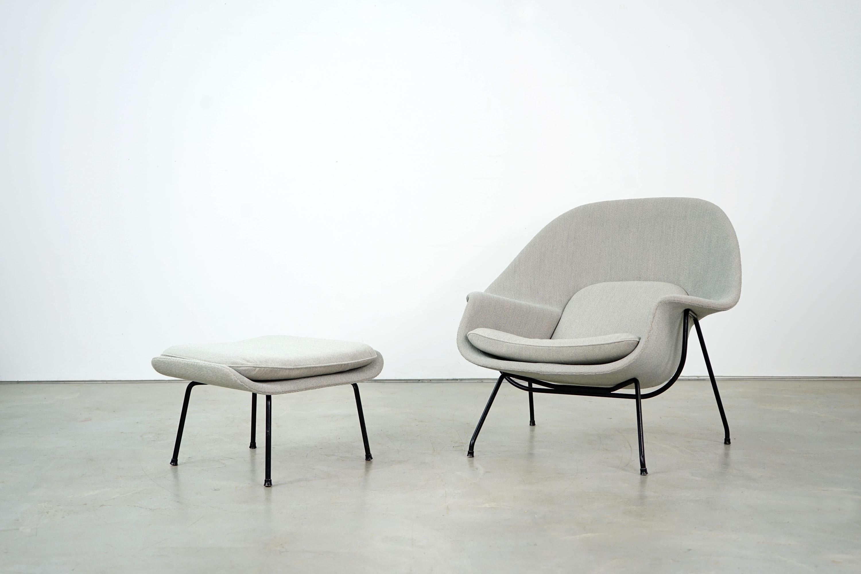 Steel Womb Chair and Ottoman by Eero Saarinen for Knoll International, 1960s For Sale