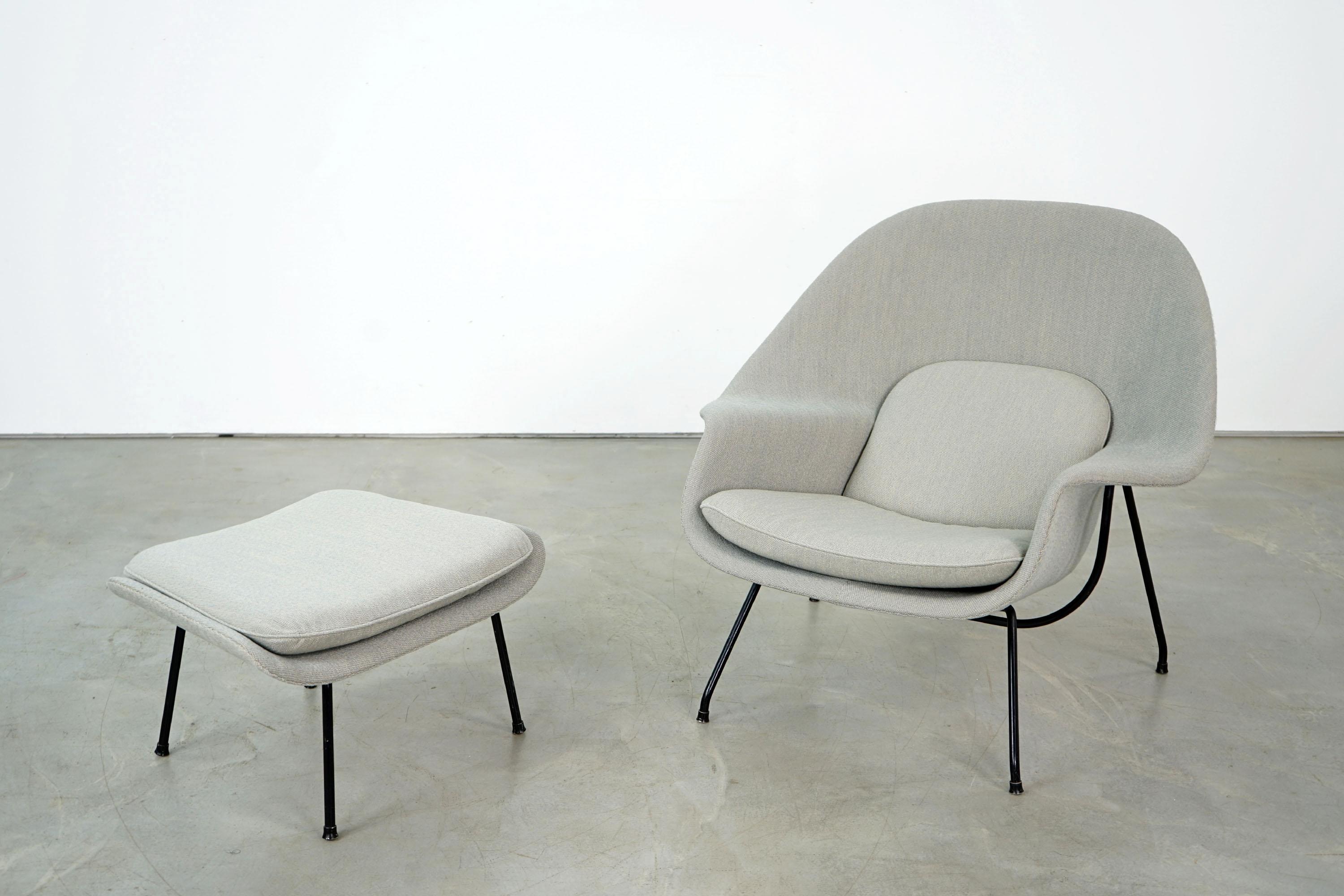 Womb Chair and Ottoman by Eero Saarinen for Knoll International, 1960s For Sale 1