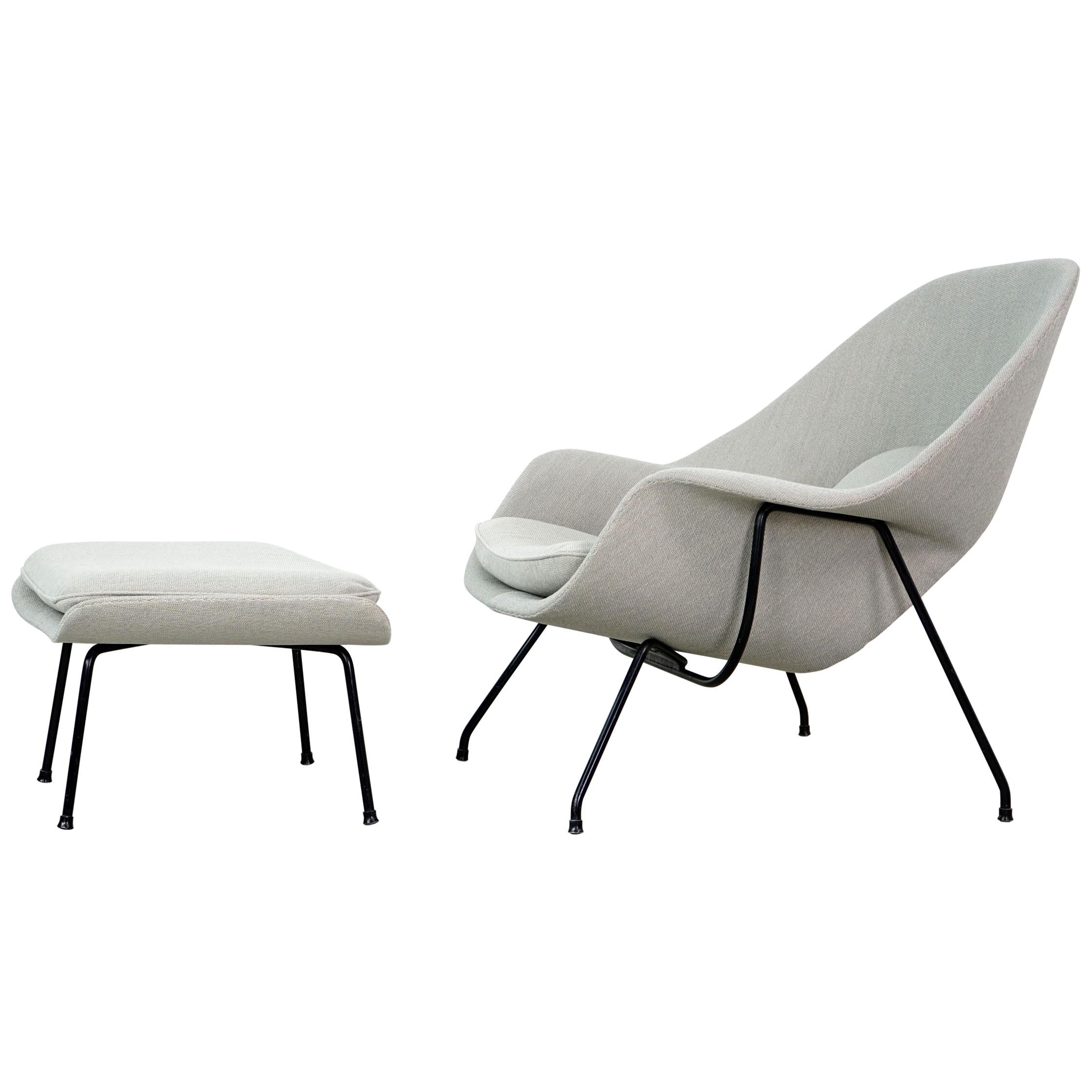 Womb Chair and Ottoman by Eero Saarinen for Knoll International, 1960s For Sale
