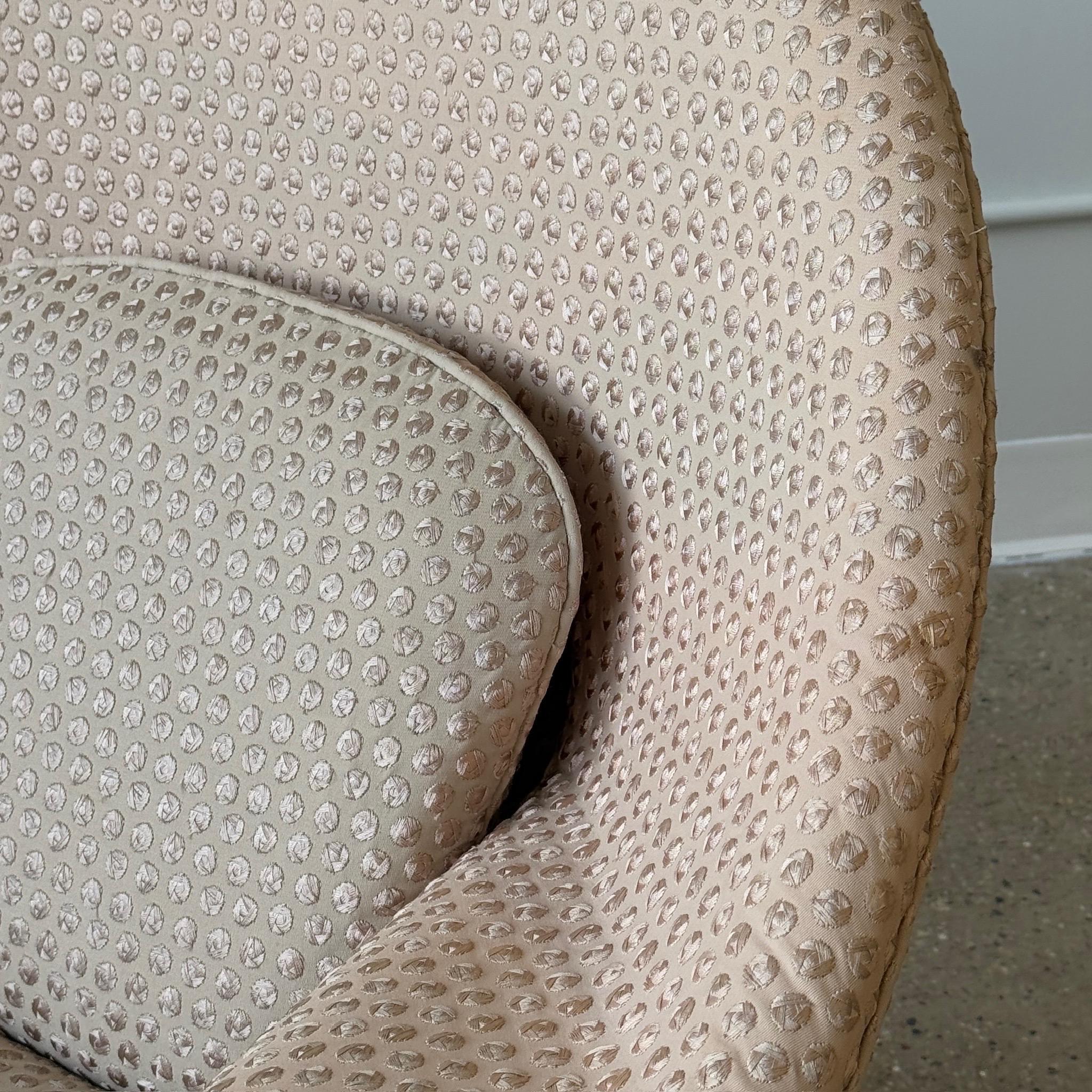 American Womb Chair by Eero Saarinen for Knoll For Sale